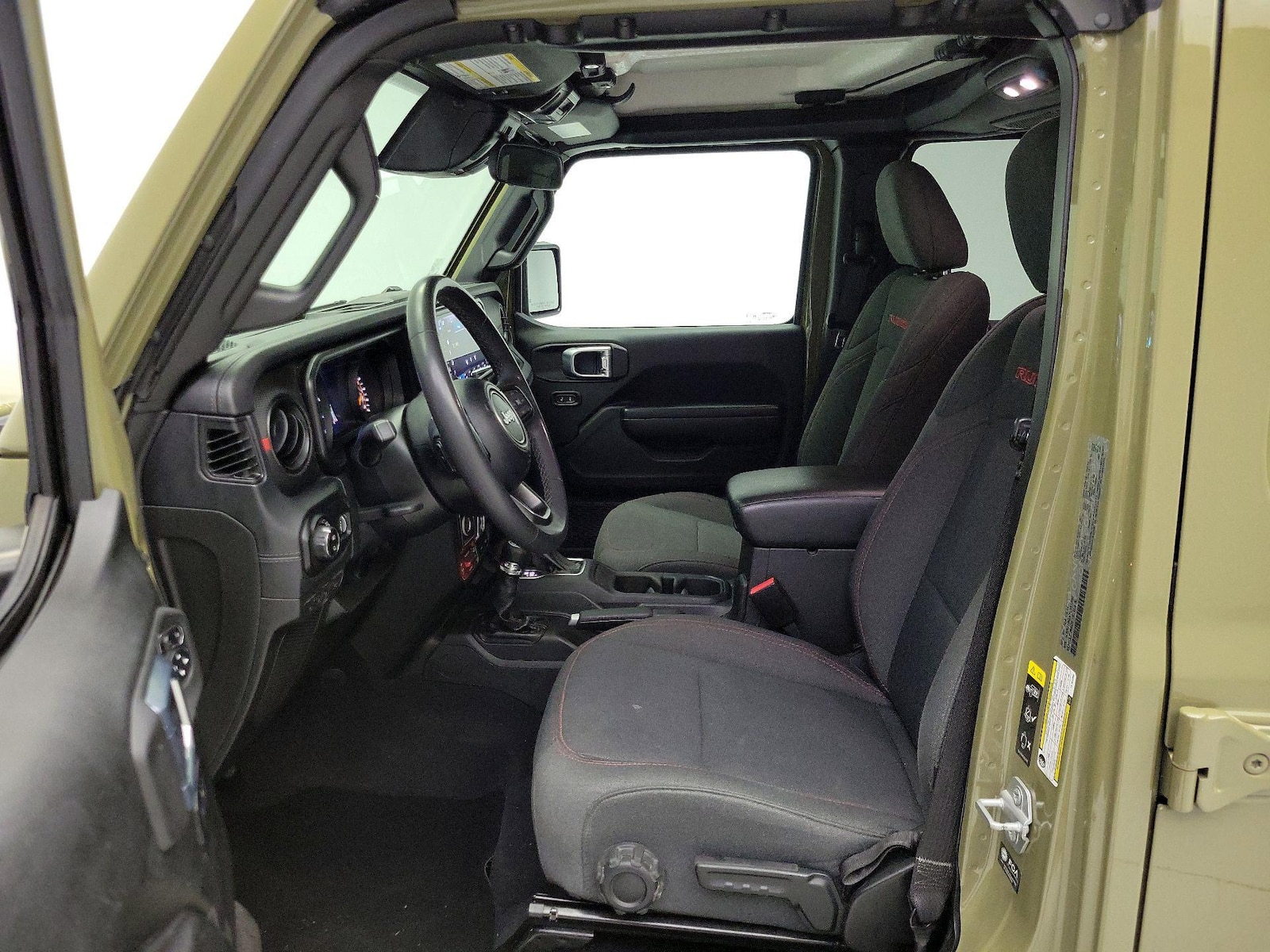 Power Seat(s) & Side Airbags