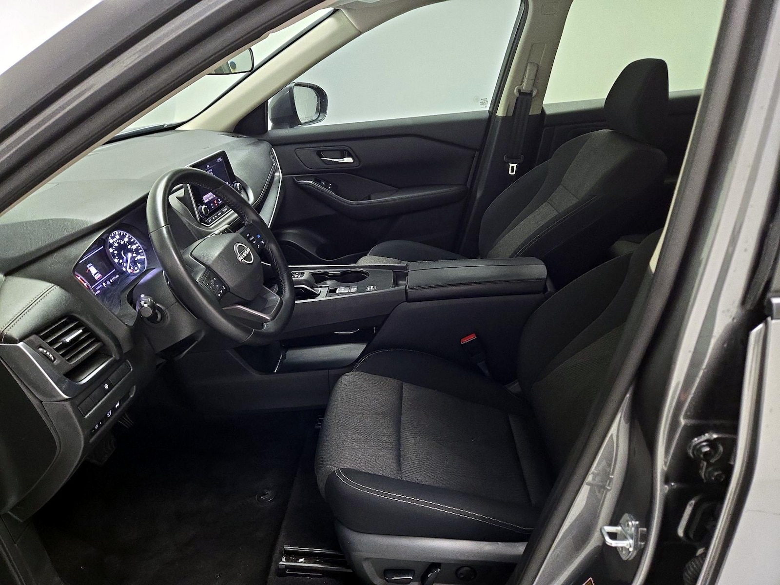 Power Seat(s) & Side Airbags