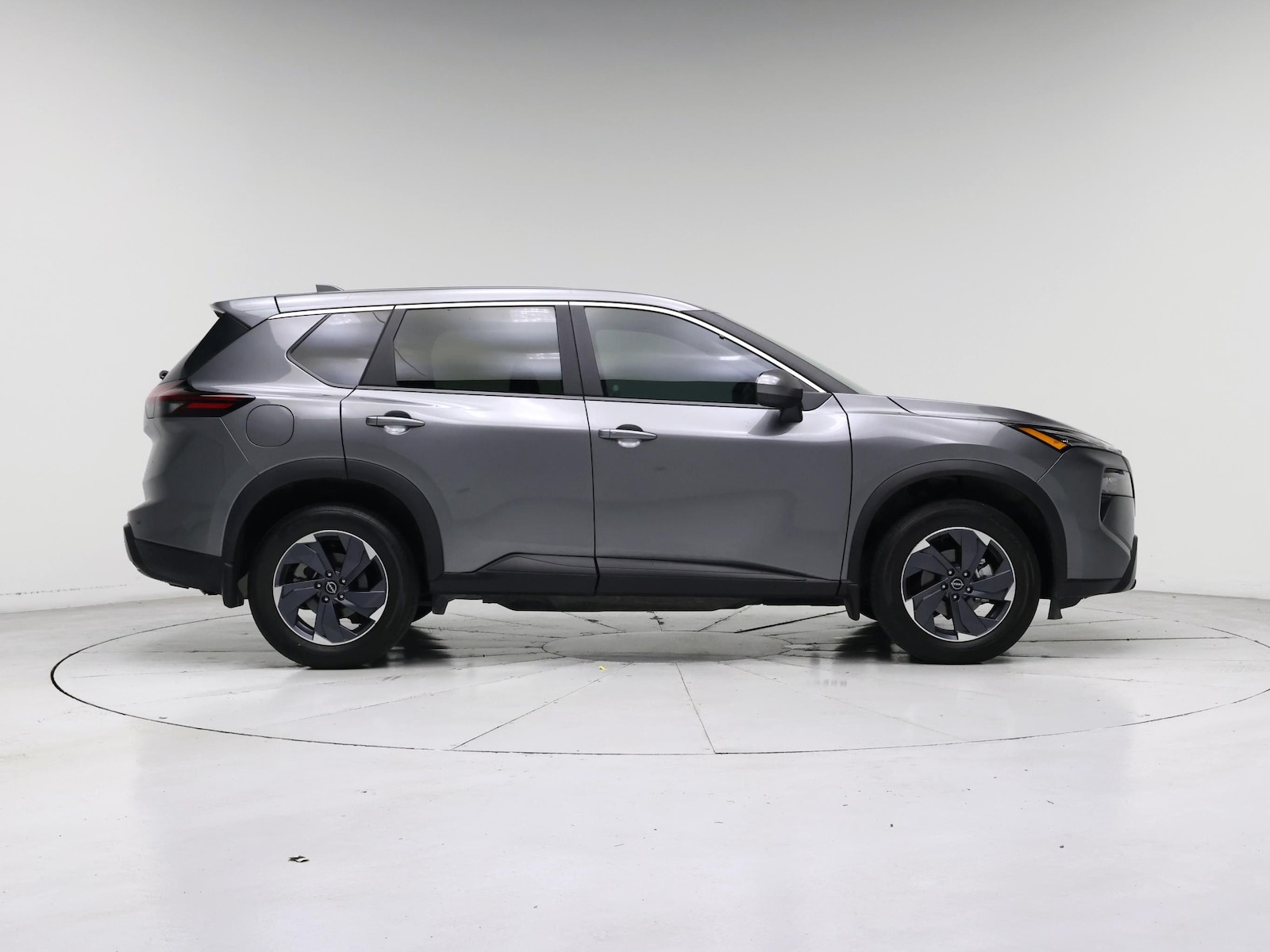 2026 Nissan Rogue SV - Photo 8