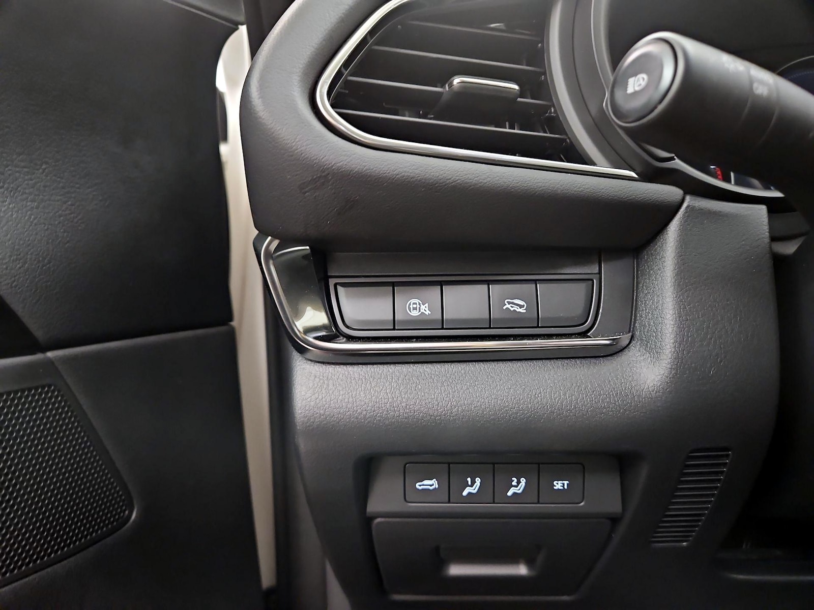 2025 Mazda CX-30 Turbo Premium - Photo 14