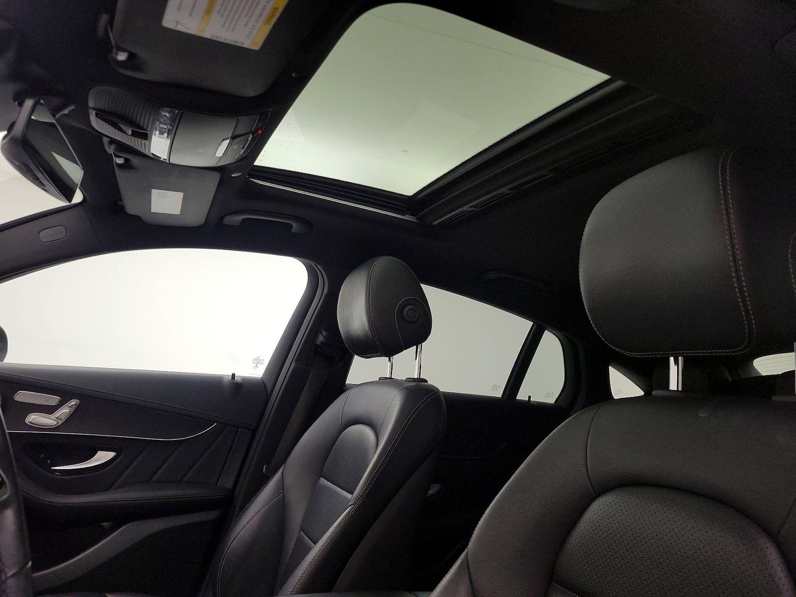 Sunroof(s) & Overhead Airbags