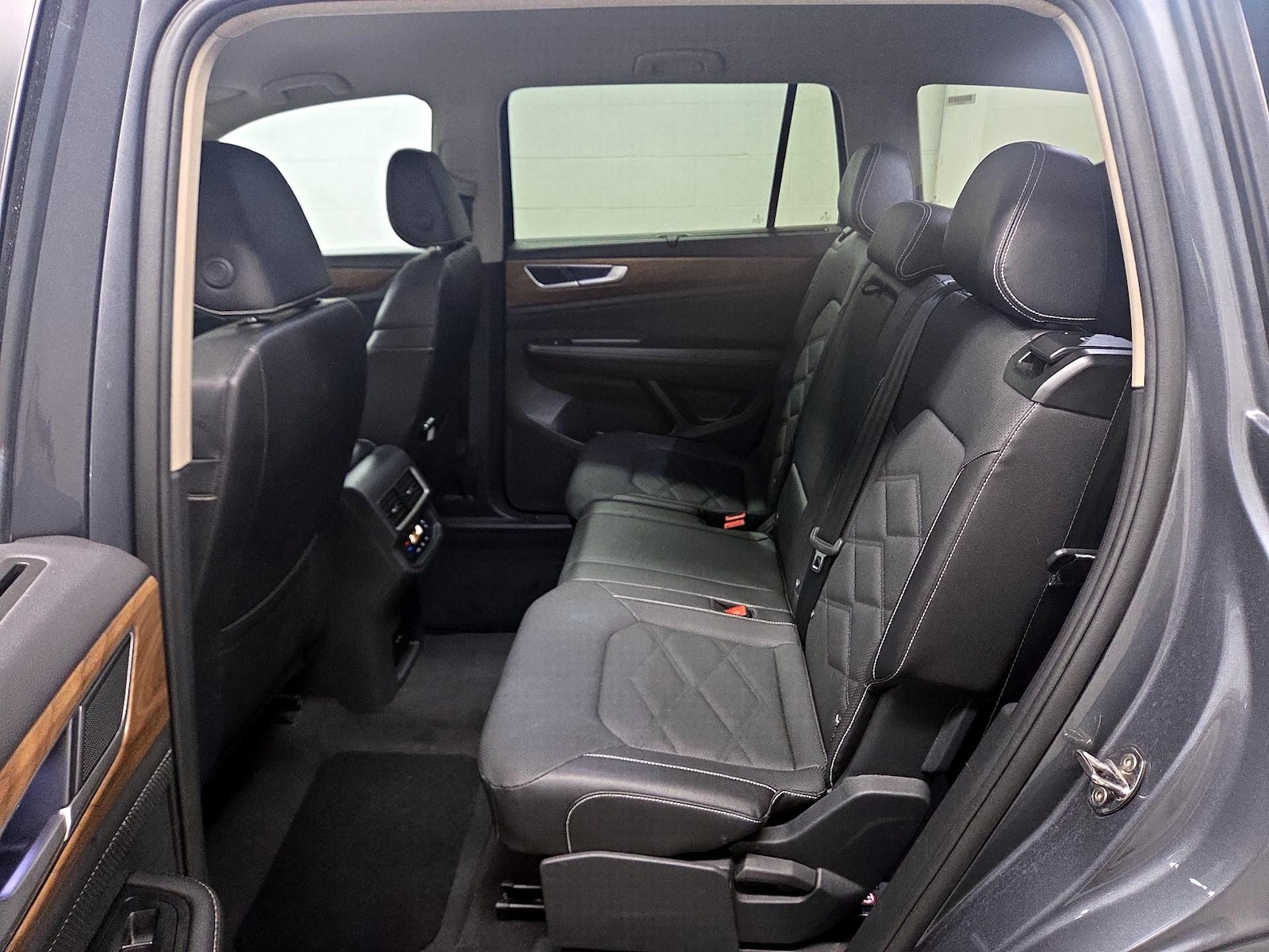 Rear Air Conditioning