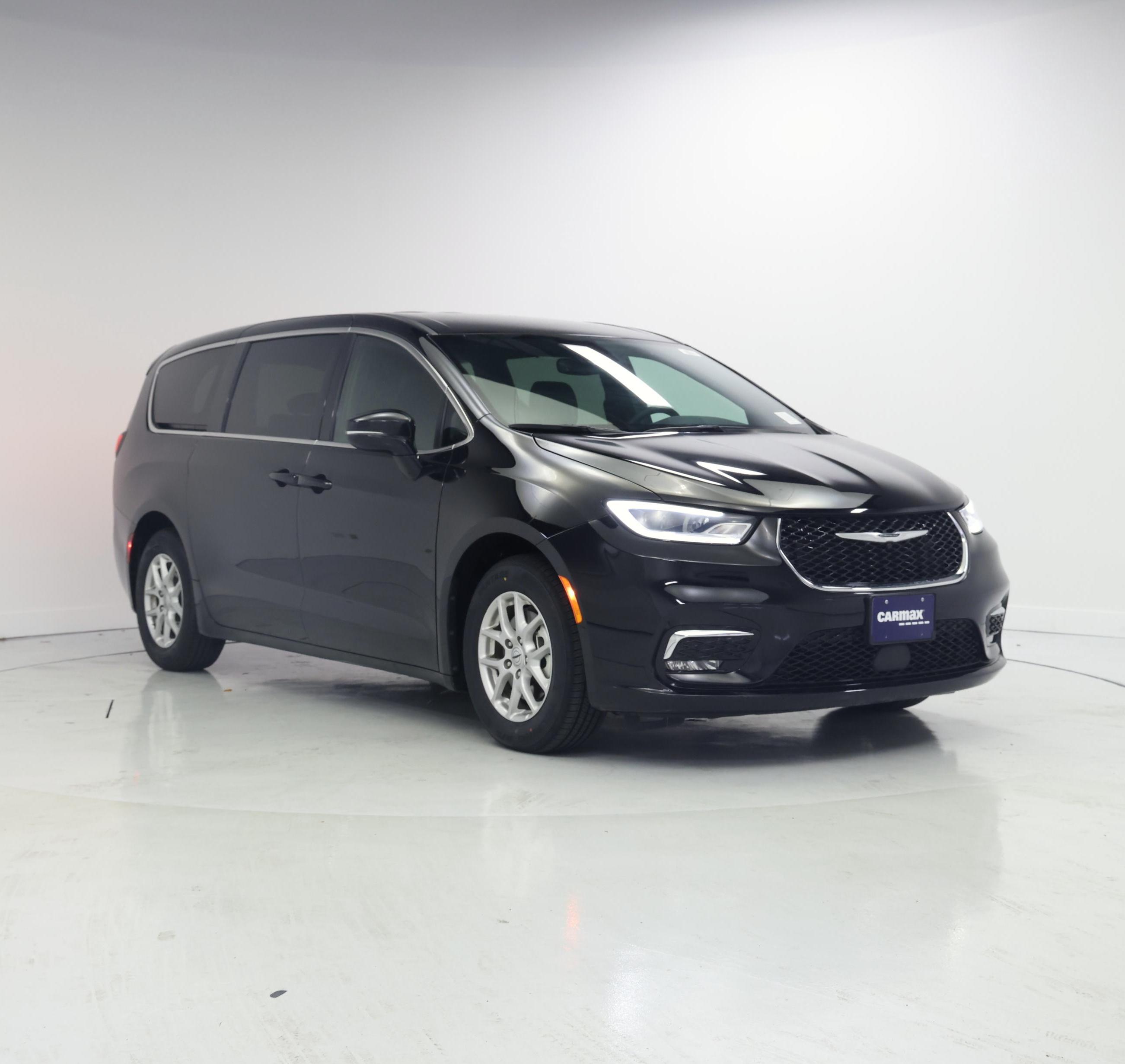 Black 2025 Chrysler Pacifica Minivan Front-Wheel Drive Automatic