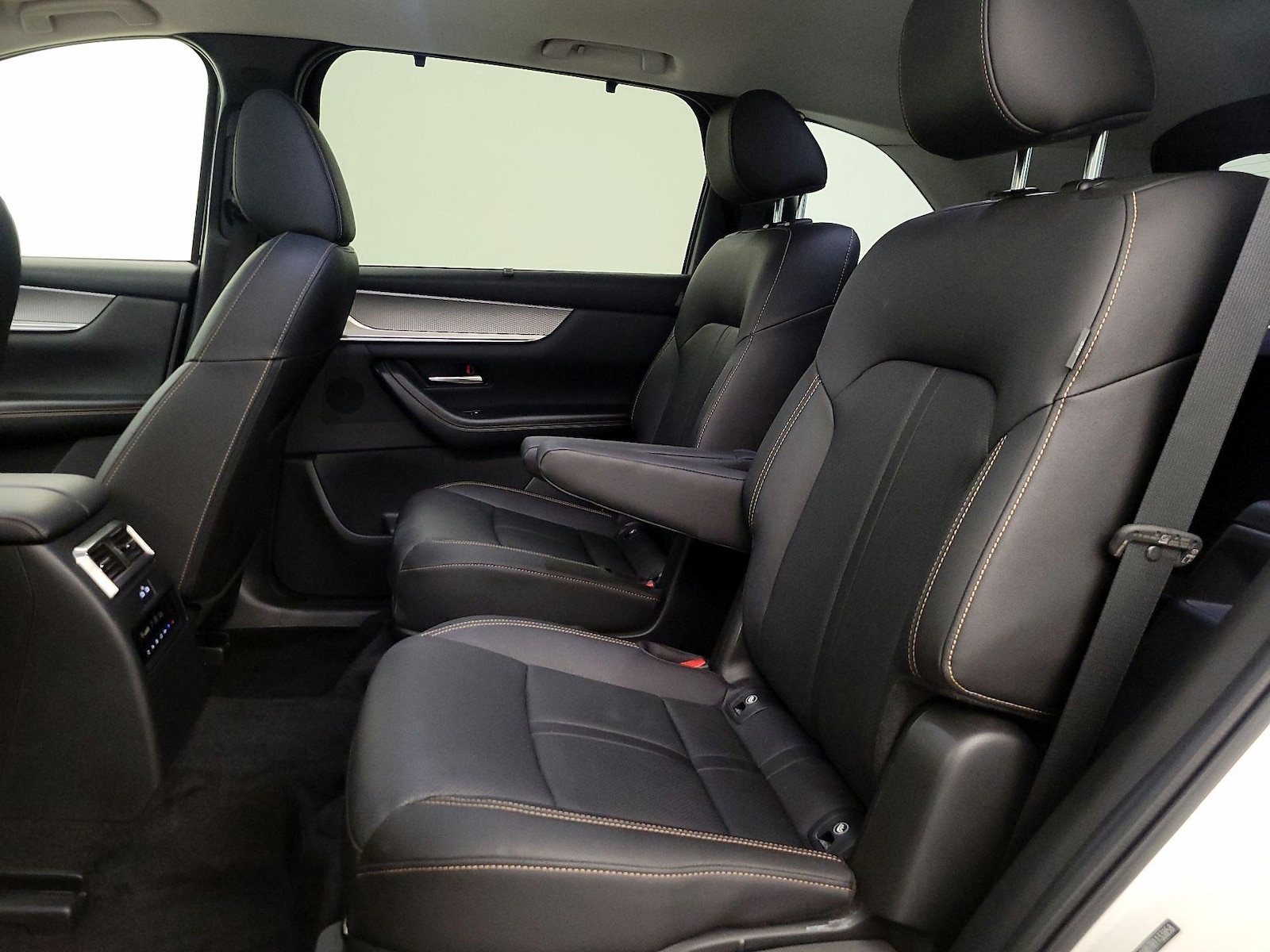 Rear Air Conditioning