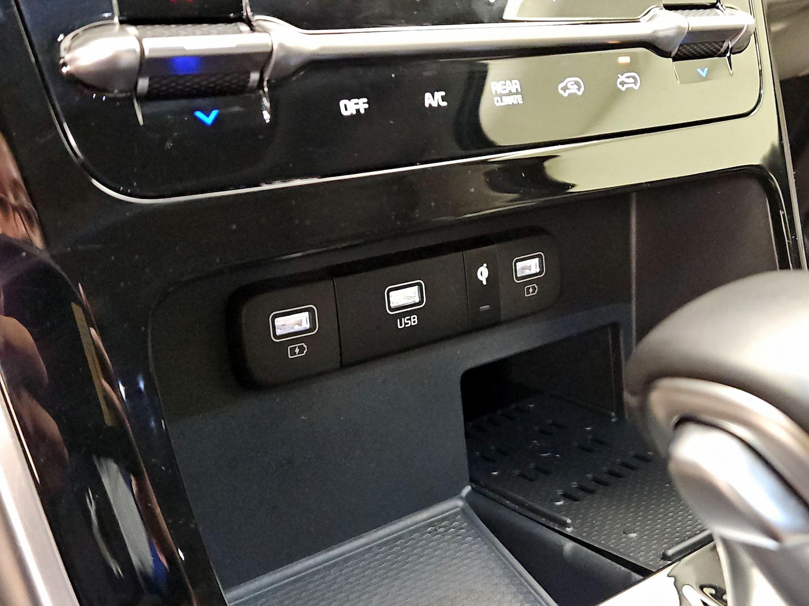 2024 Kia Carnival SX Prestige - Photo 20