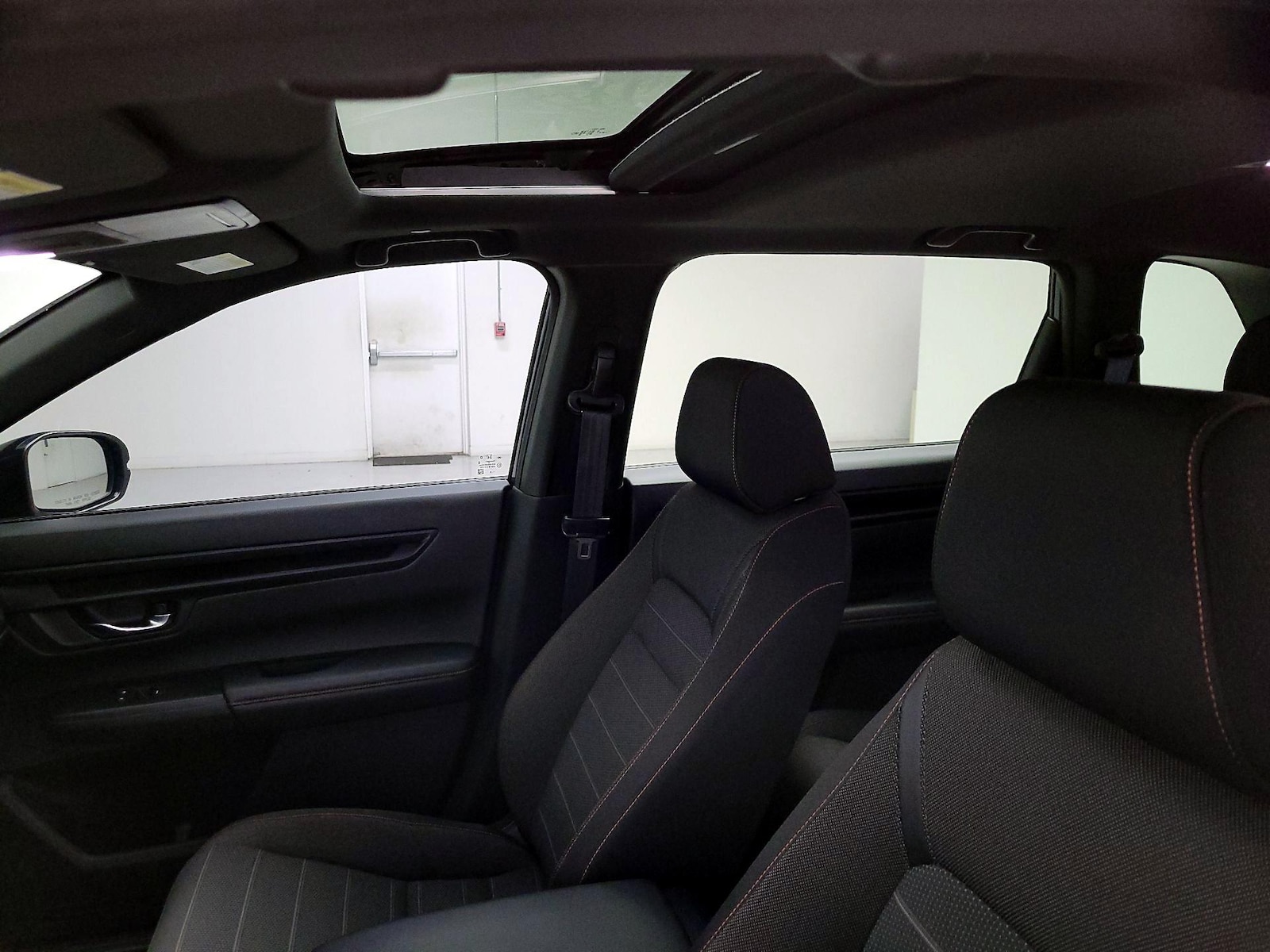 Sunroof(s) & Overhead Airbags