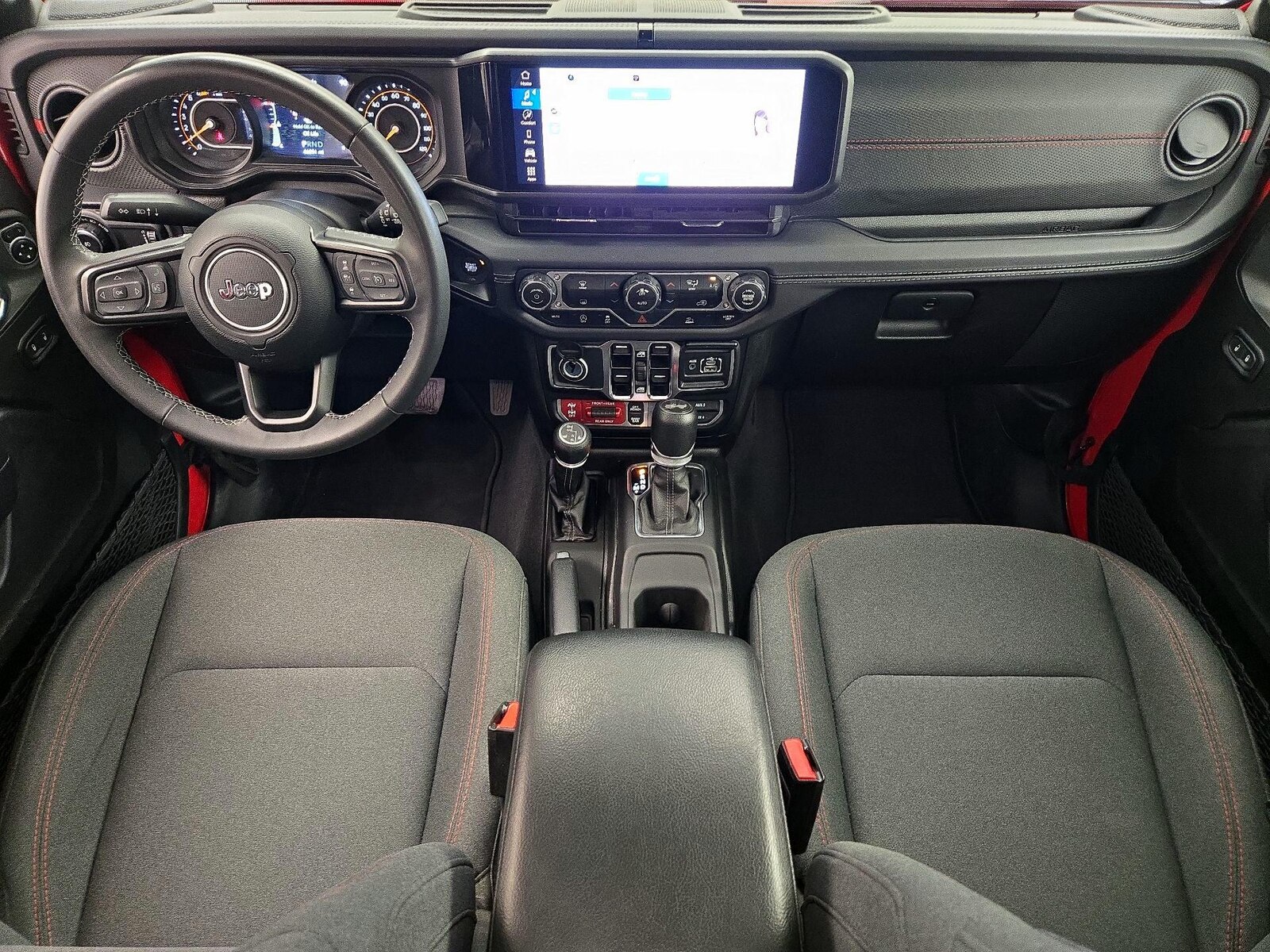Apple CarPlay® & Android Auto™