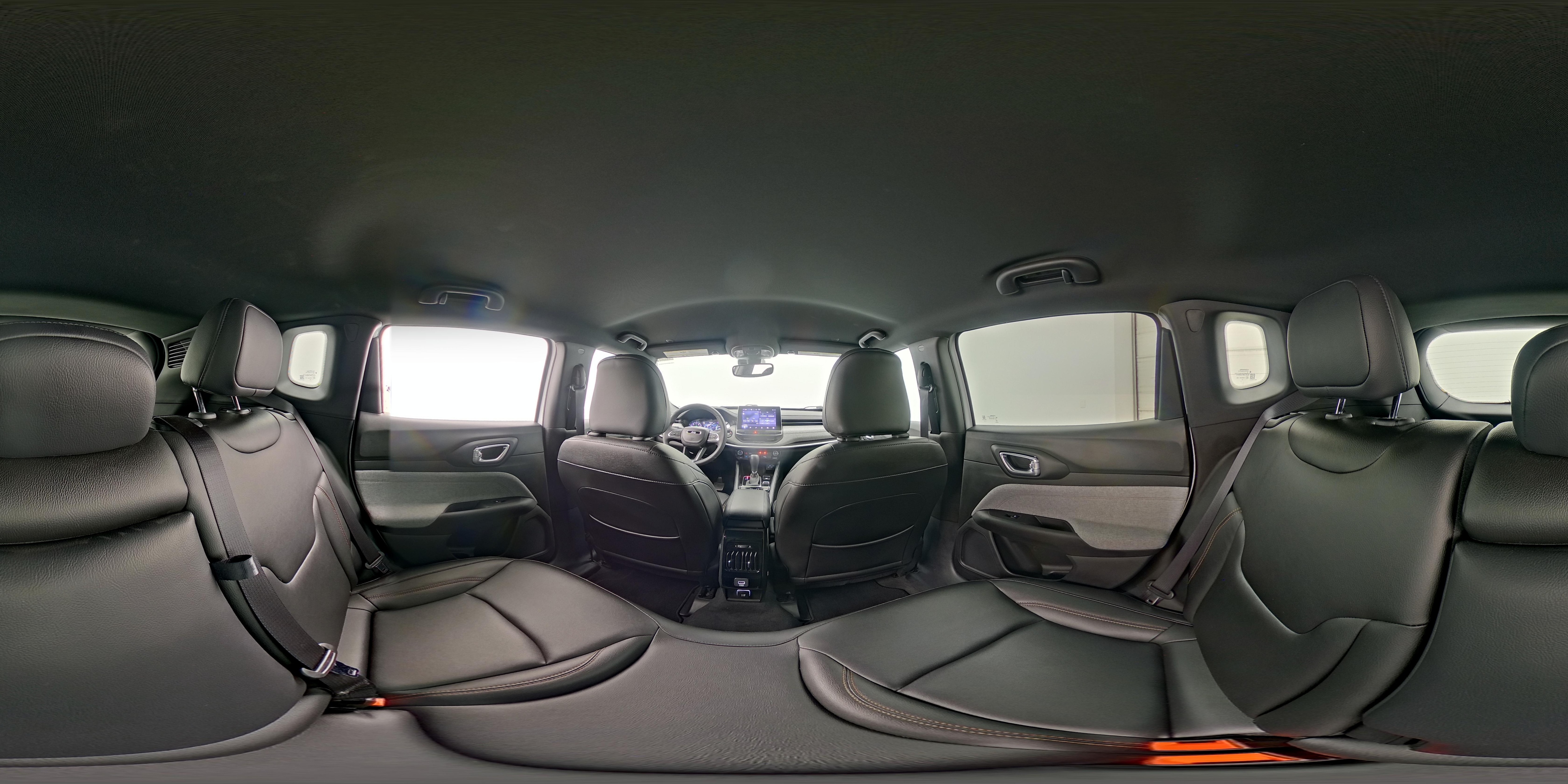 2023 Jeep Compass Latitude Lux - Photo 25
