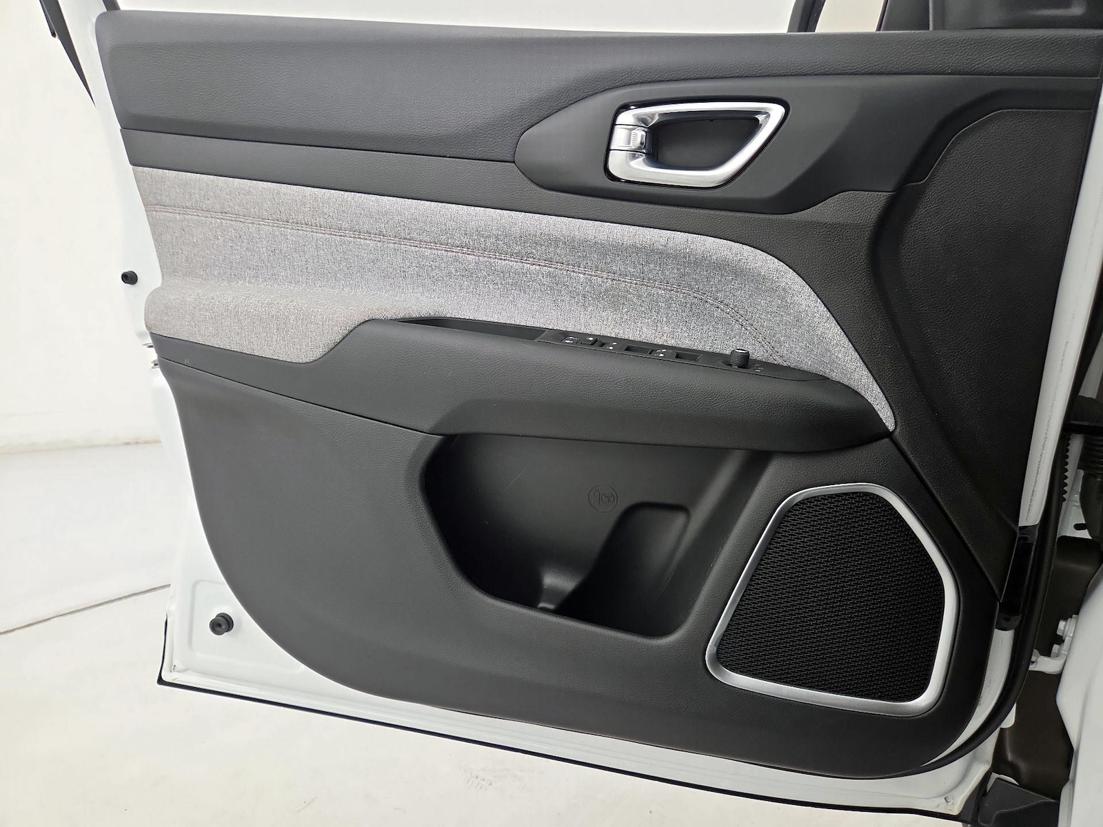 2023 Jeep Compass Latitude Lux - Photo 13