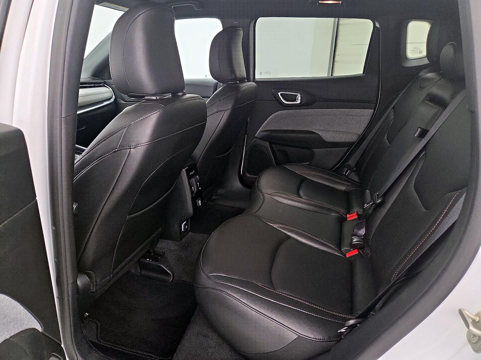 2023 Jeep Compass Latitude Lux - Photo 20