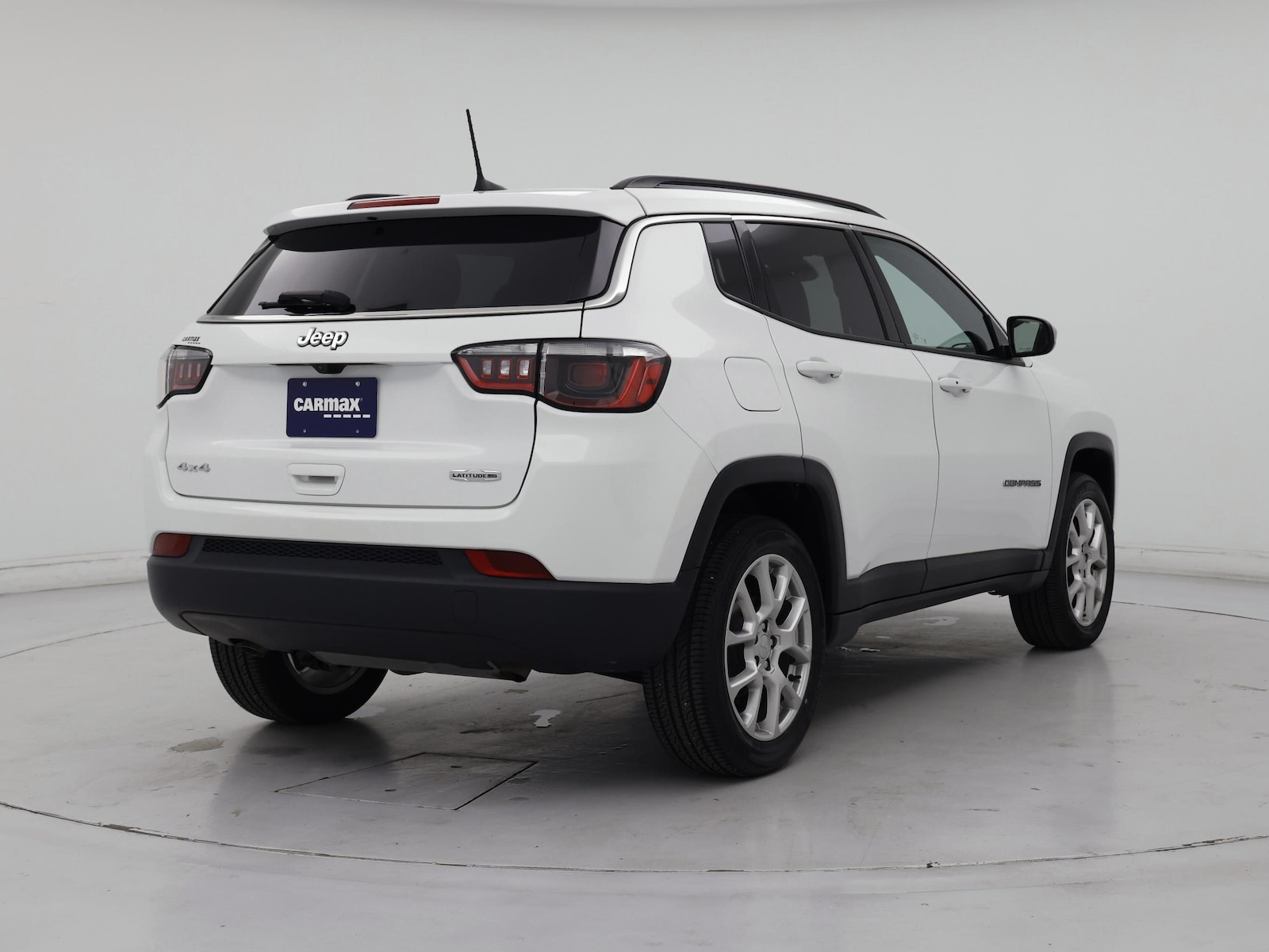2023 Jeep Compass Latitude Lux - Photo 9