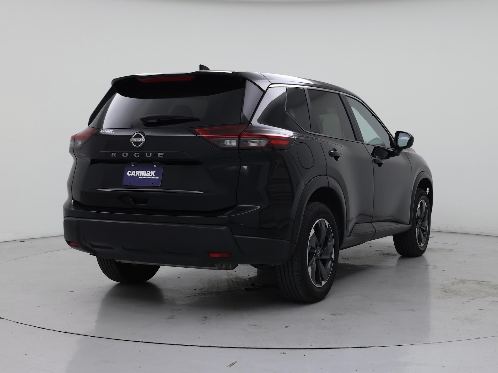 2025 Nissan Rogue SV - Photo 9