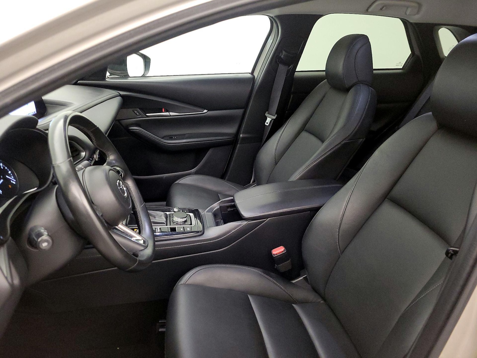 Side Airbags & Leatherette Seats