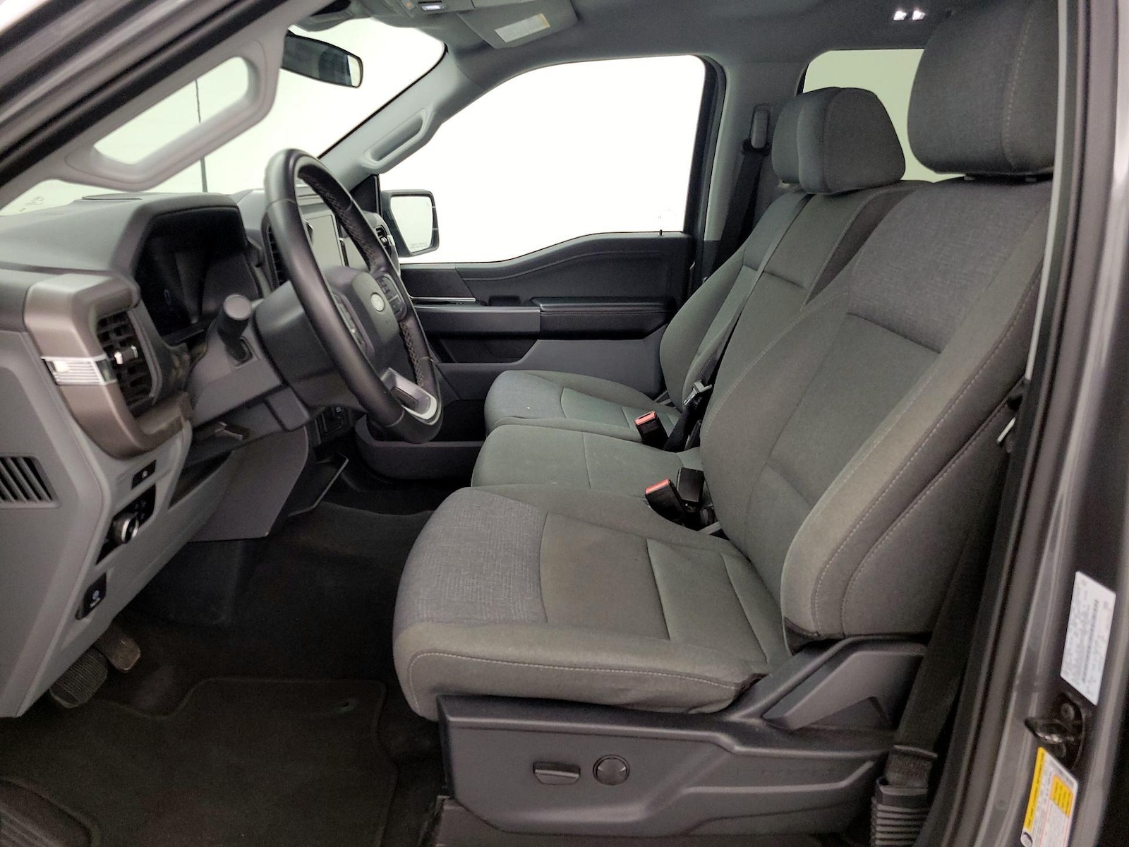 Power Seat(s) & Side Airbags