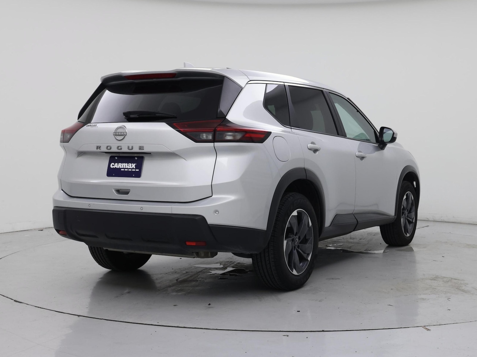2025 Nissan Rogue SV - Photo 9