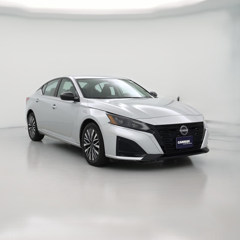 2024 Nissan Altima SV