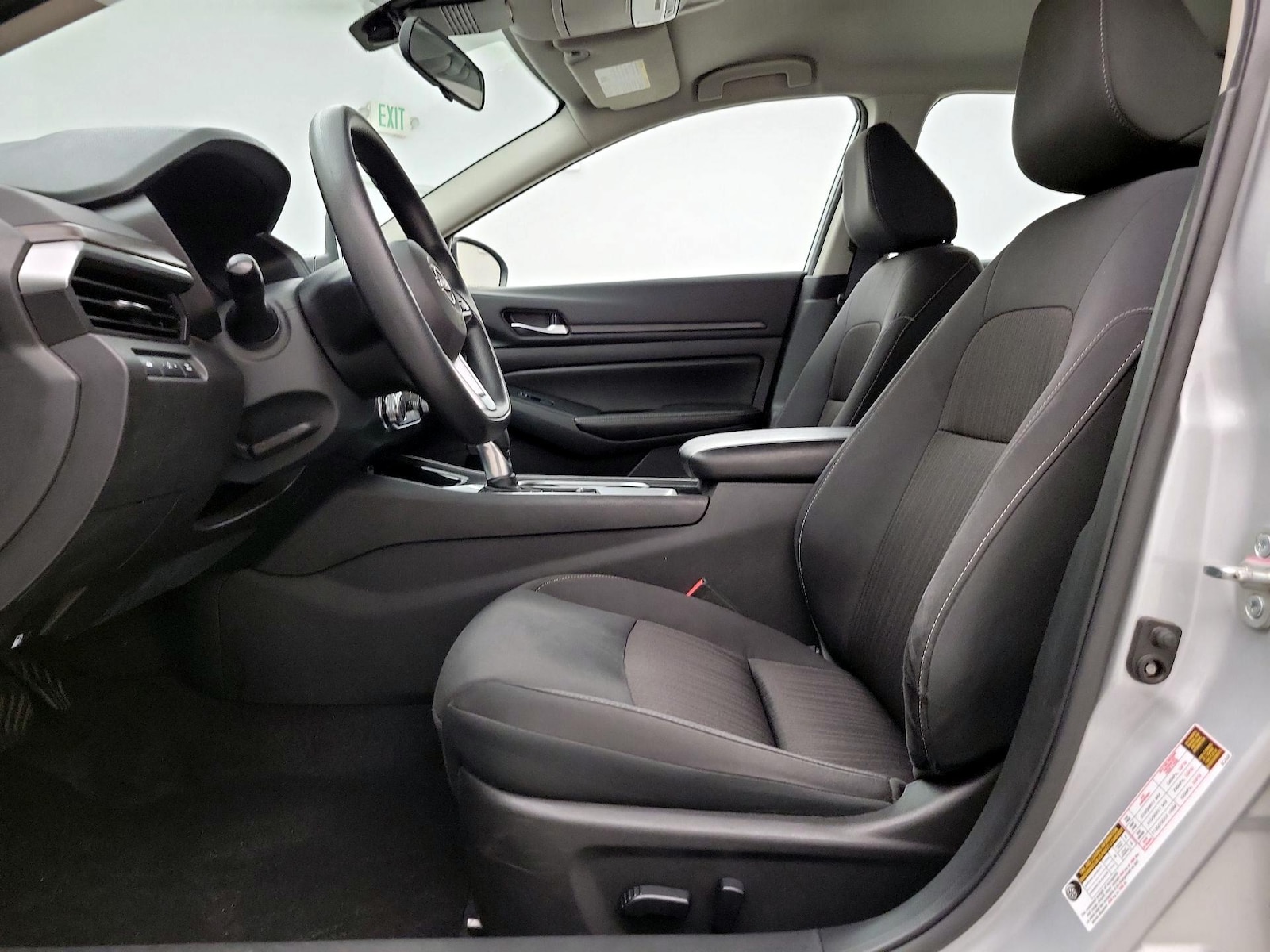 Power Seat(s) & Side Airbags