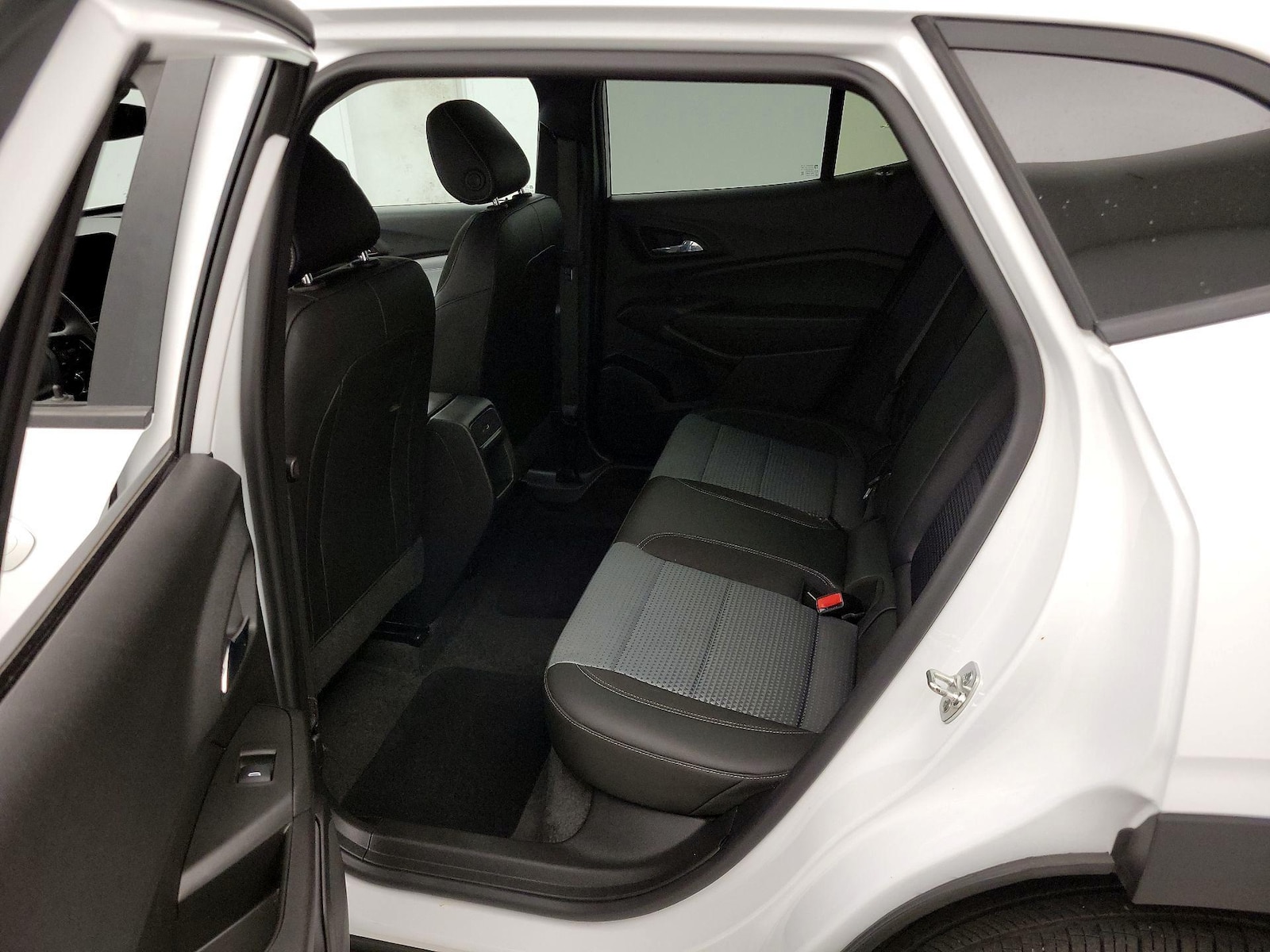 2025 Chevrolet Trax LT - Photo 20
