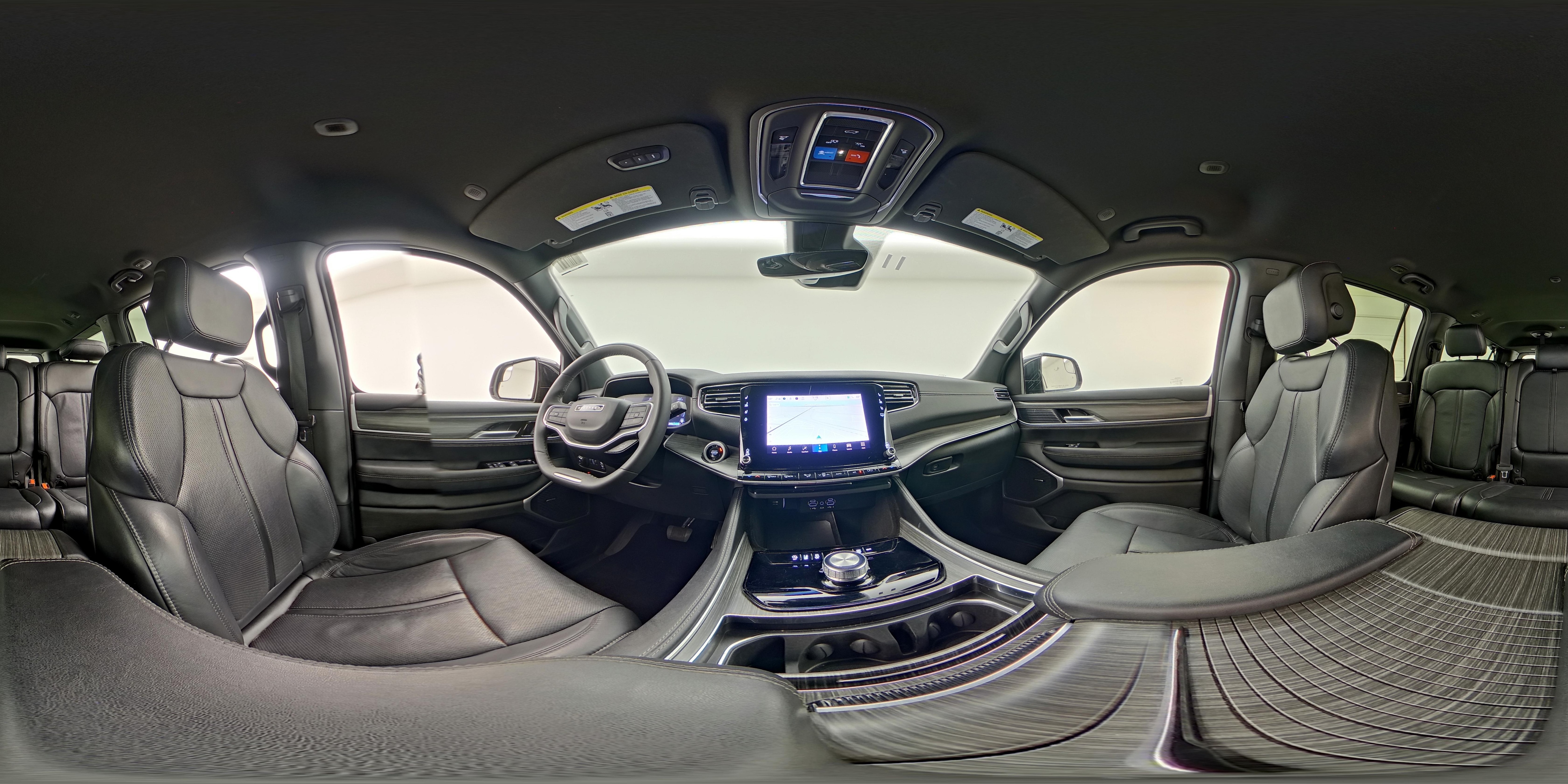 2024 Jeep Wagoneer L Series II - Photo 28