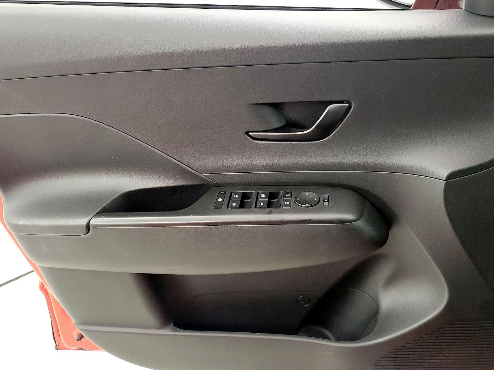 2025 Hyundai Kona SEL - Photo 13