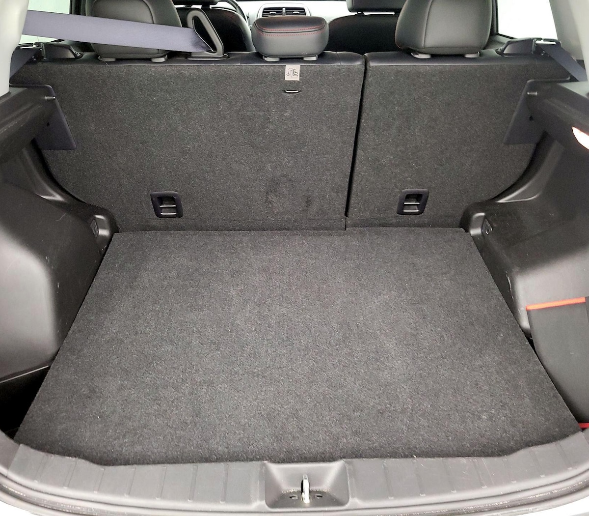 Trunk/Cargo (Seats Up)