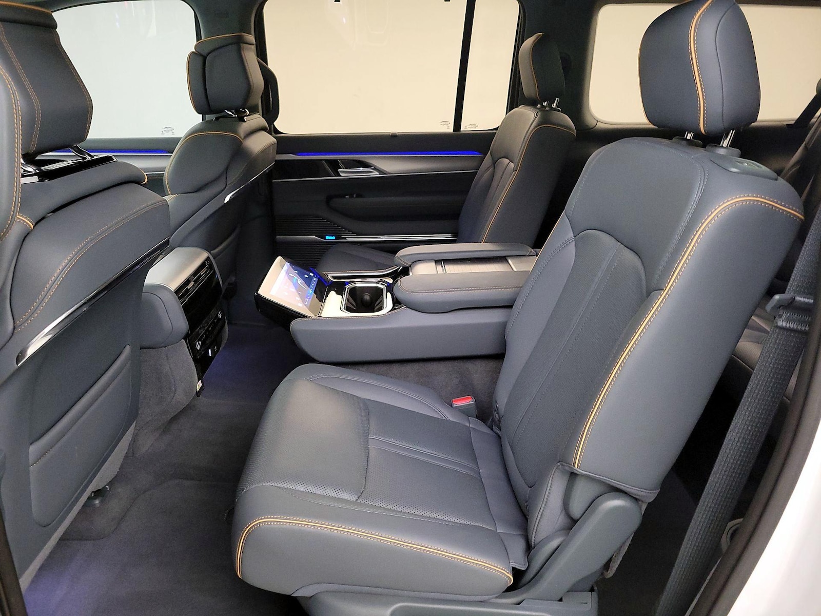 Rear Air Conditioning