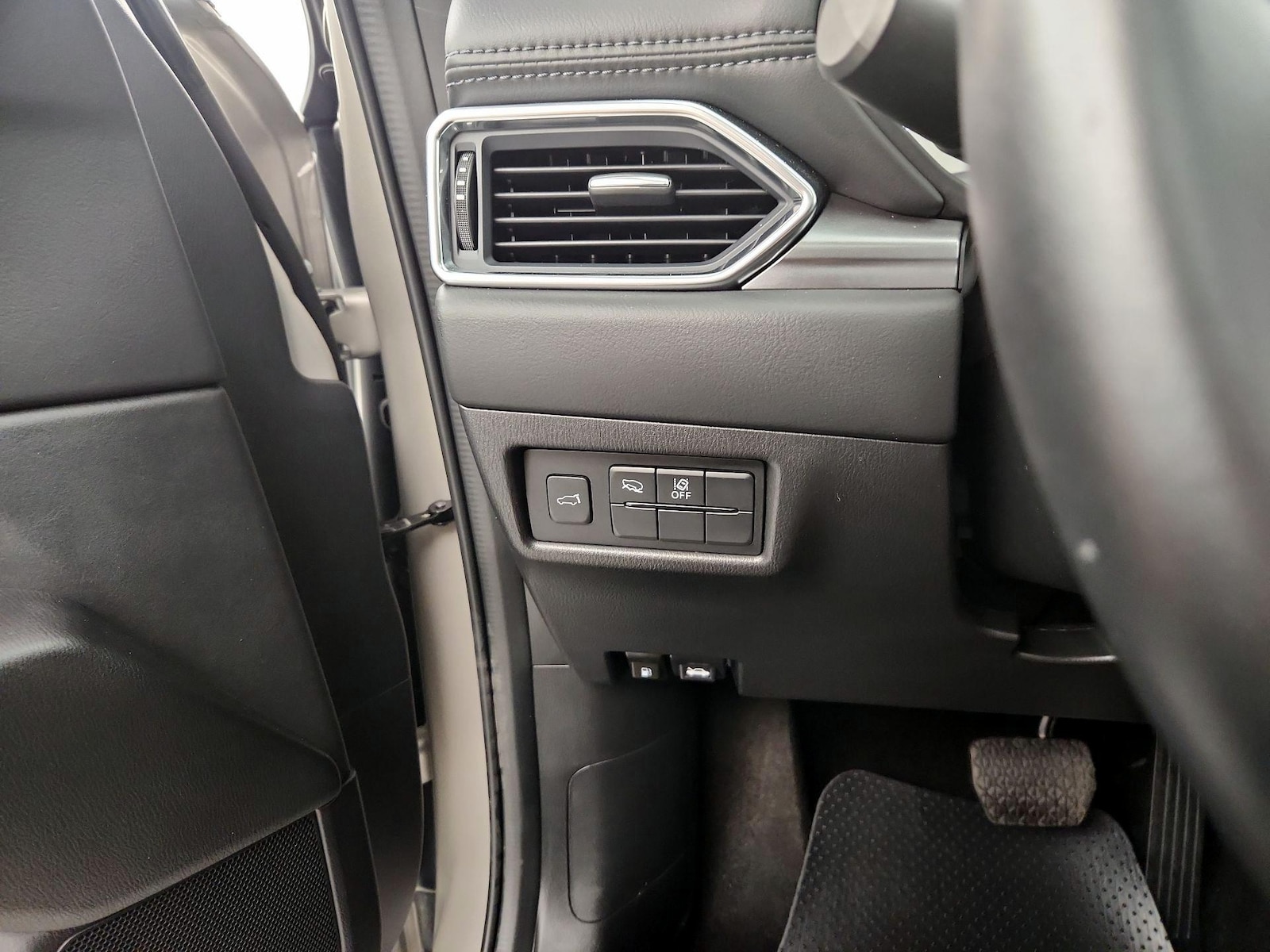 2025 Mazda CX-5 S Preferred package - Photo 14