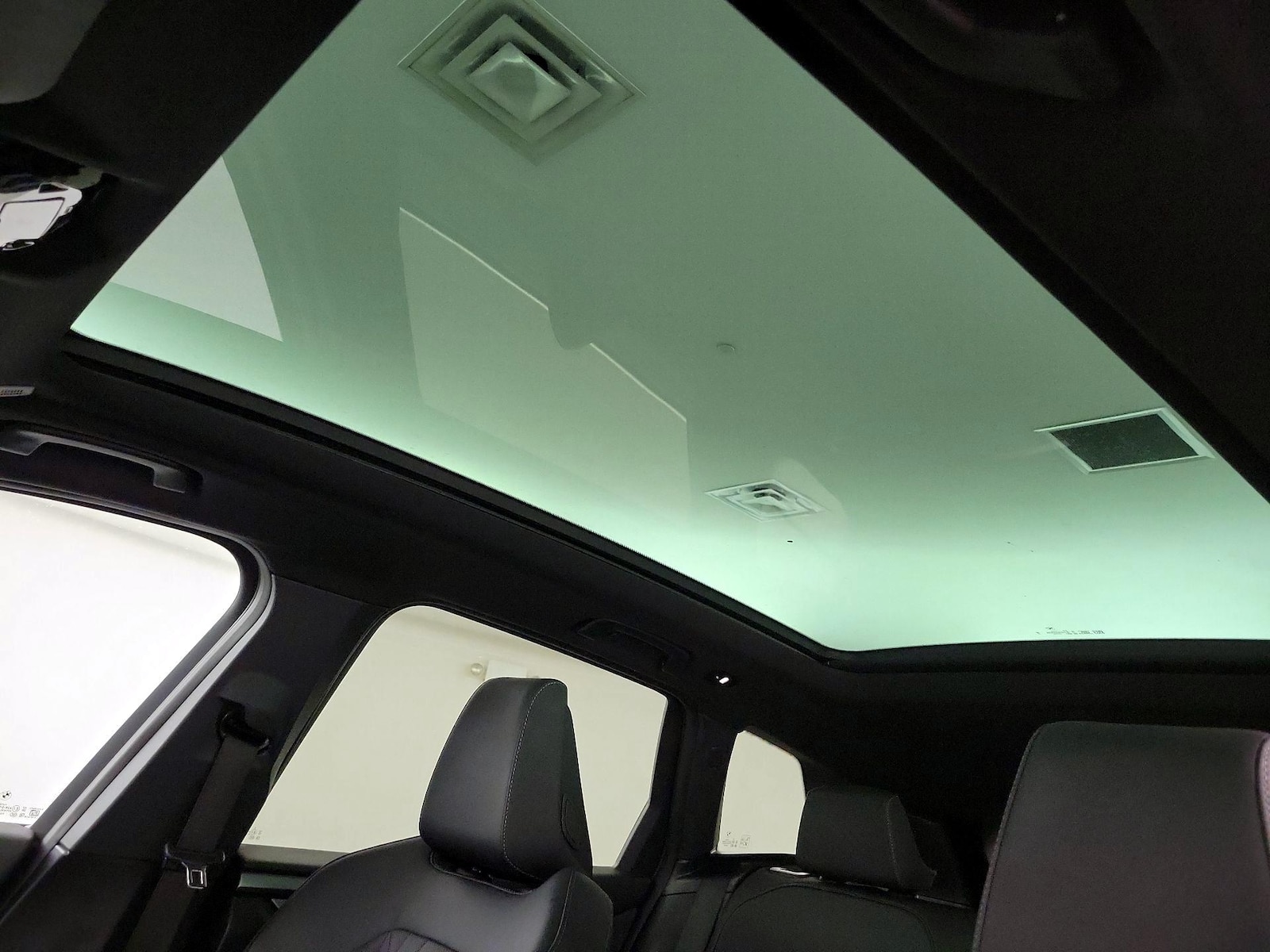 Skylight(s) & Overhead Airbags