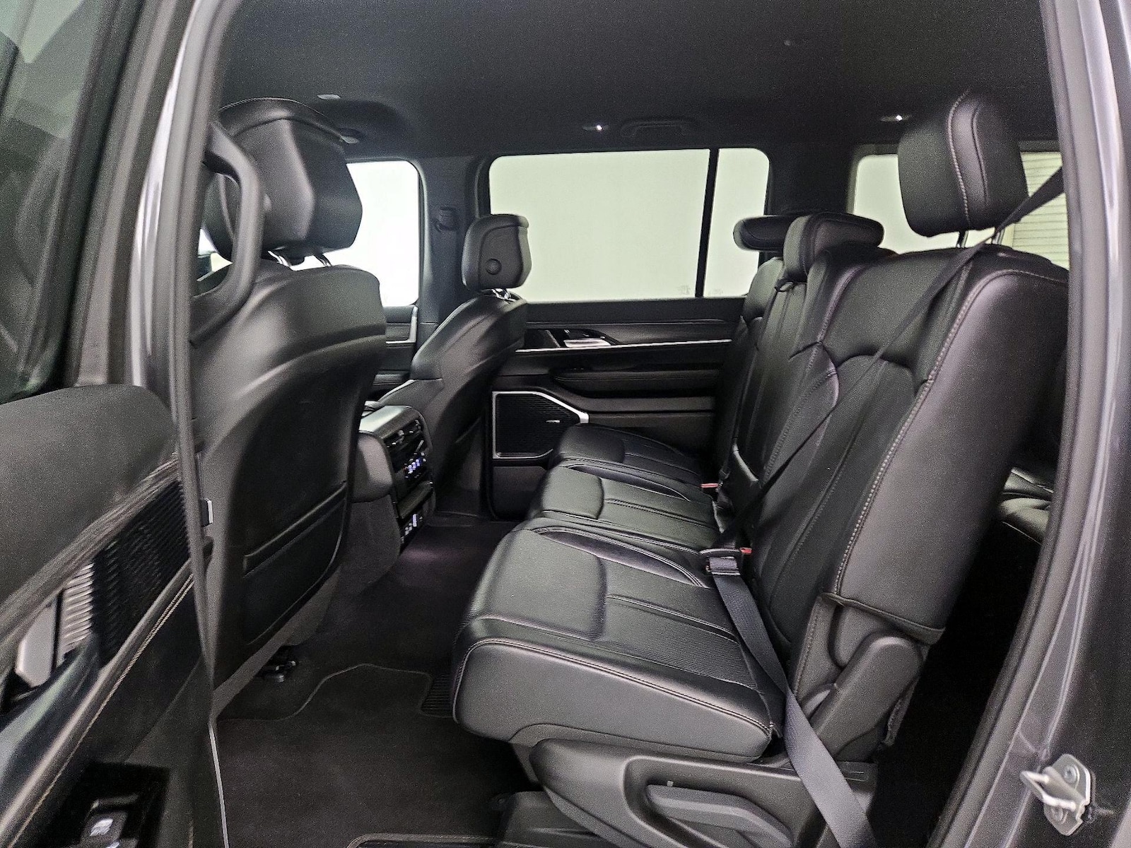 Rear Air Conditioning