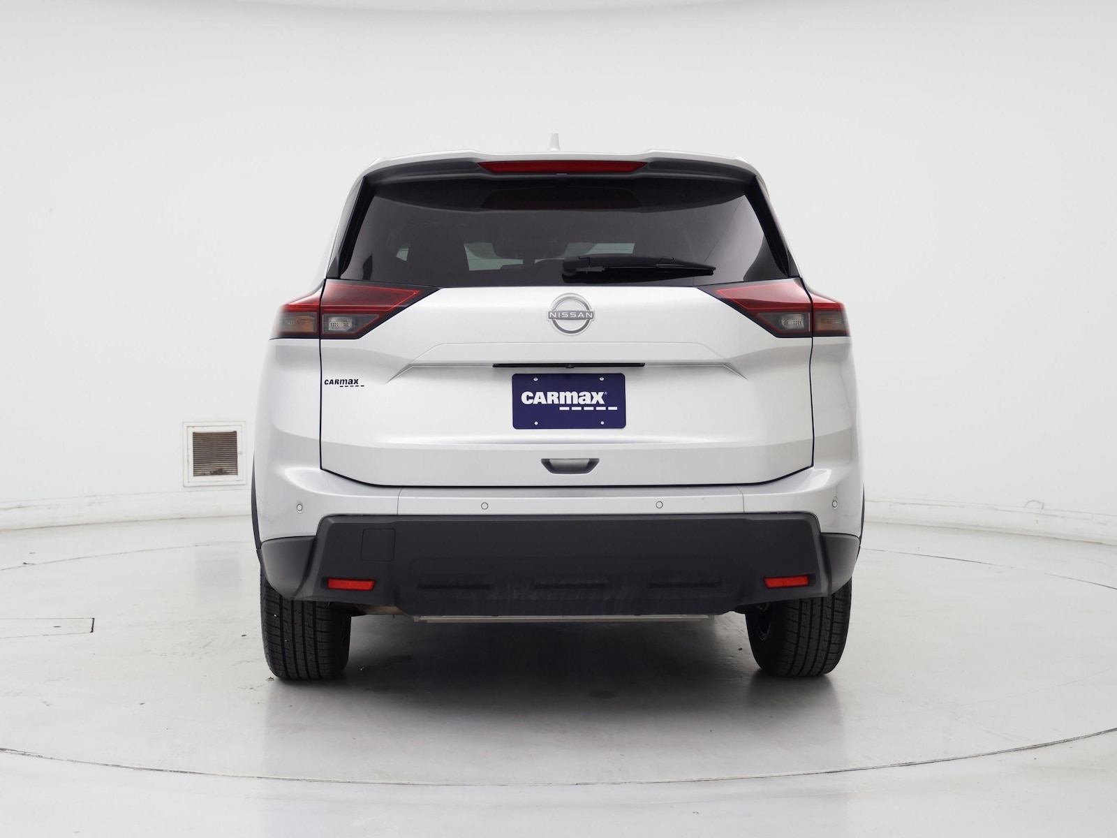 2025 Nissan Rogue SV - Photo 7