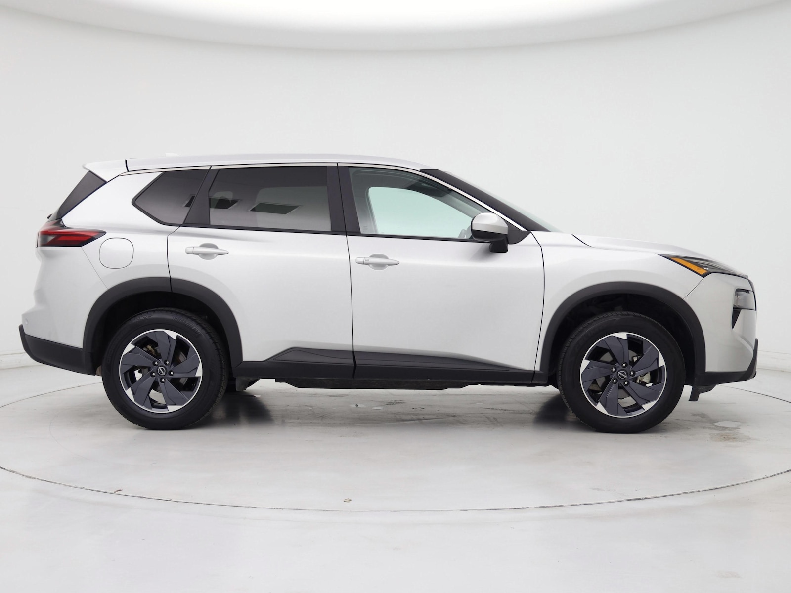 2025 Nissan Rogue SV - Photo 8