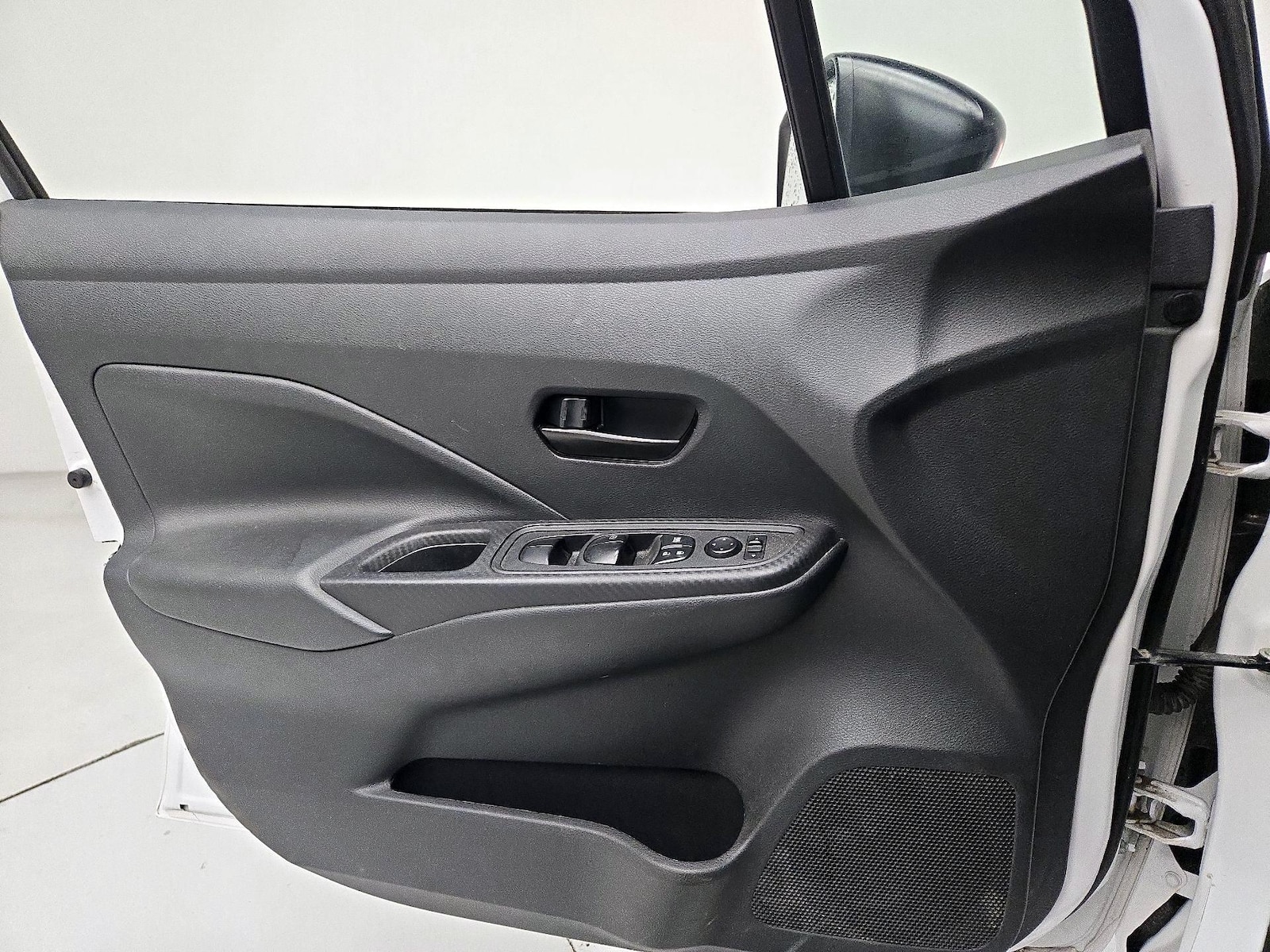 2022 Nissan Versa Sedan S - Photo 13