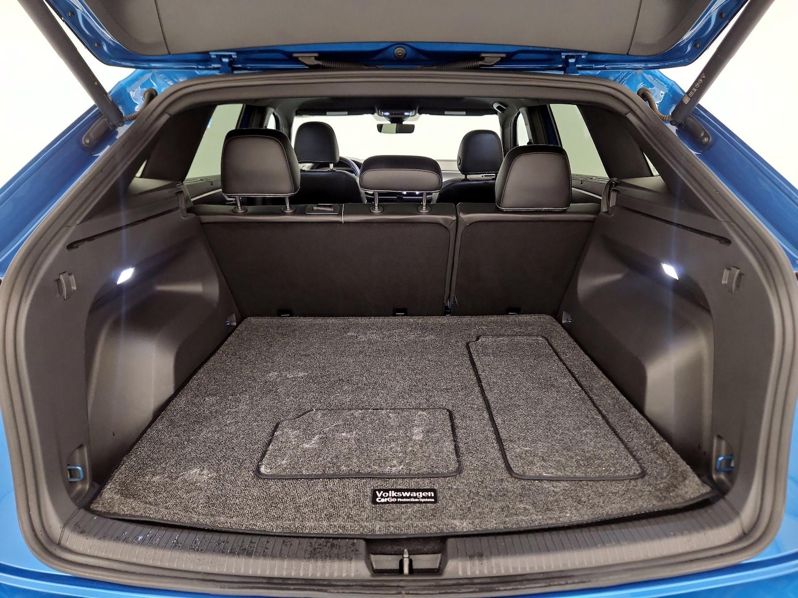 2024 Volkswagen Atlas Cross Sport SE w/Tech - Photo 22