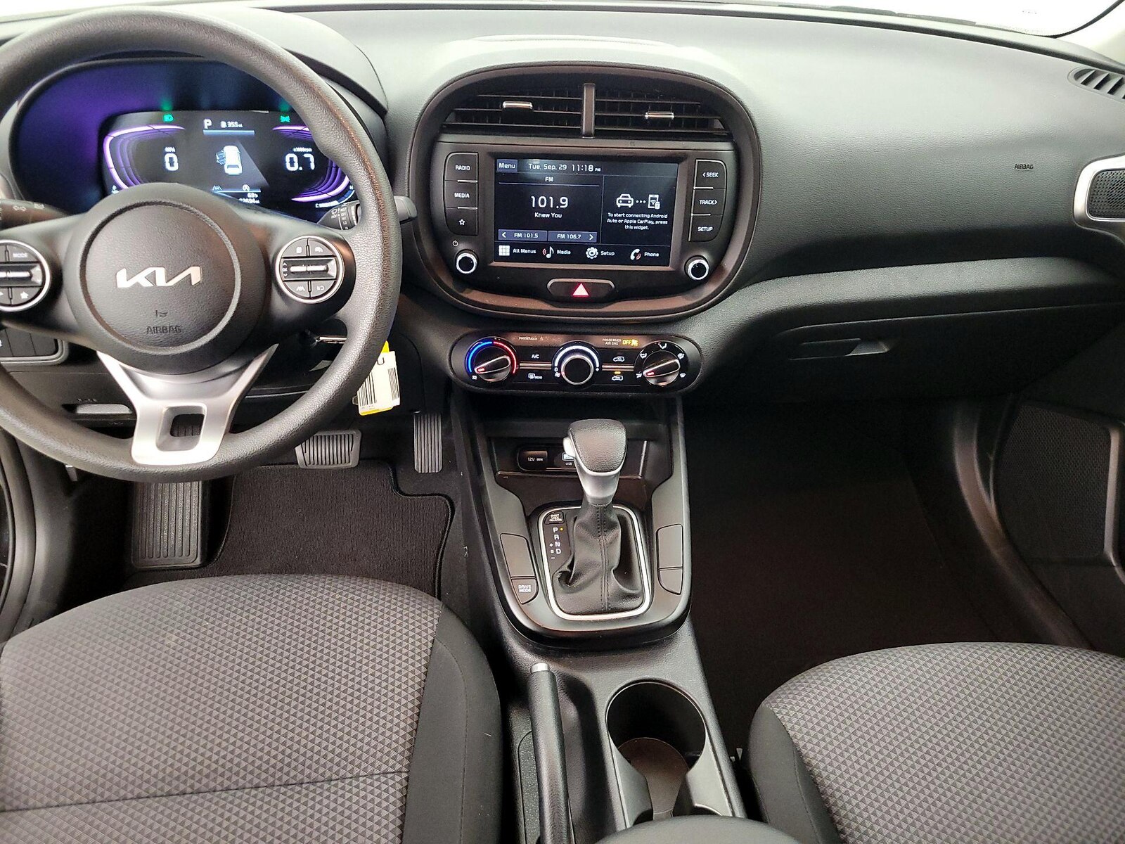 Apple CarPlay® & Android Auto™