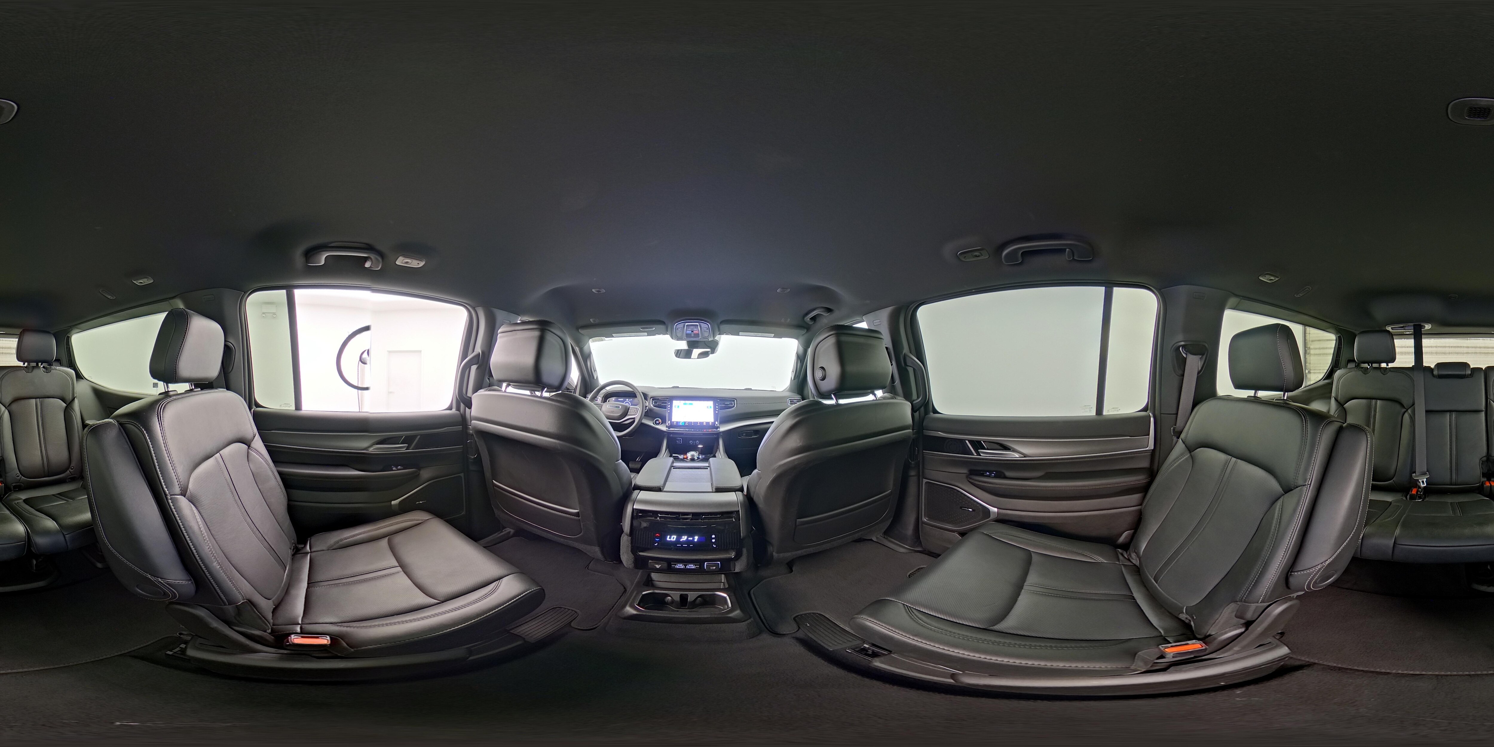 2025 Jeep Wagoneer Series II - Photo 29