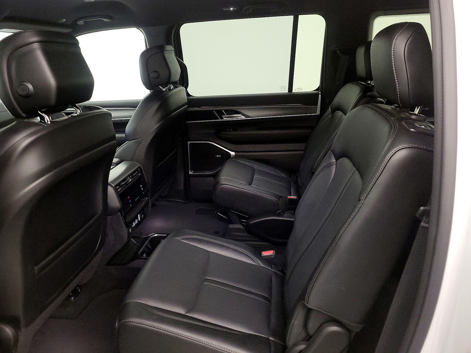 Rear Air Conditioning