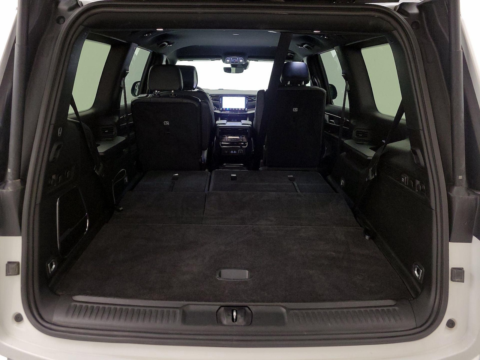 2025 Jeep Wagoneer Series II - Photo 24