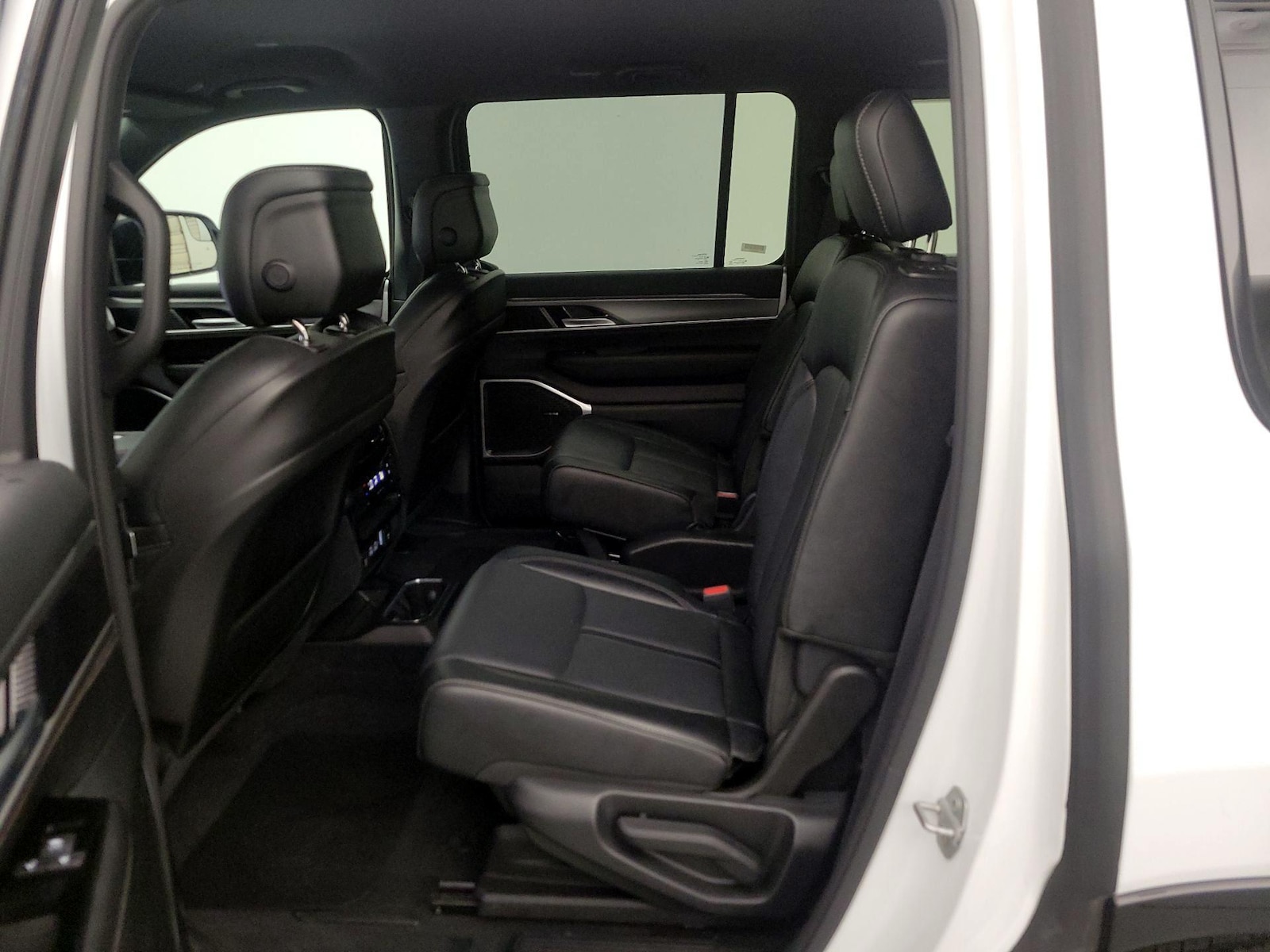 Rear Air Conditioning