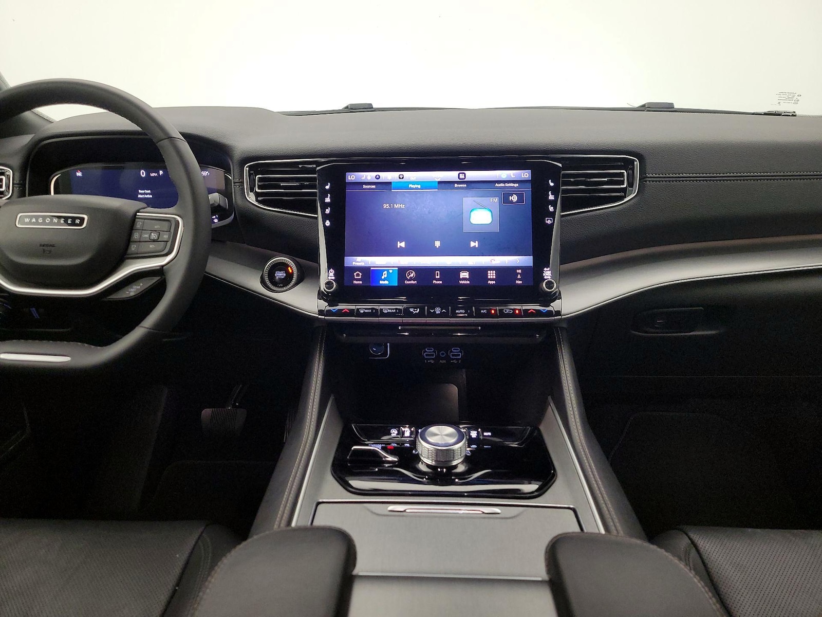 Apple CarPlay® & Android Auto™