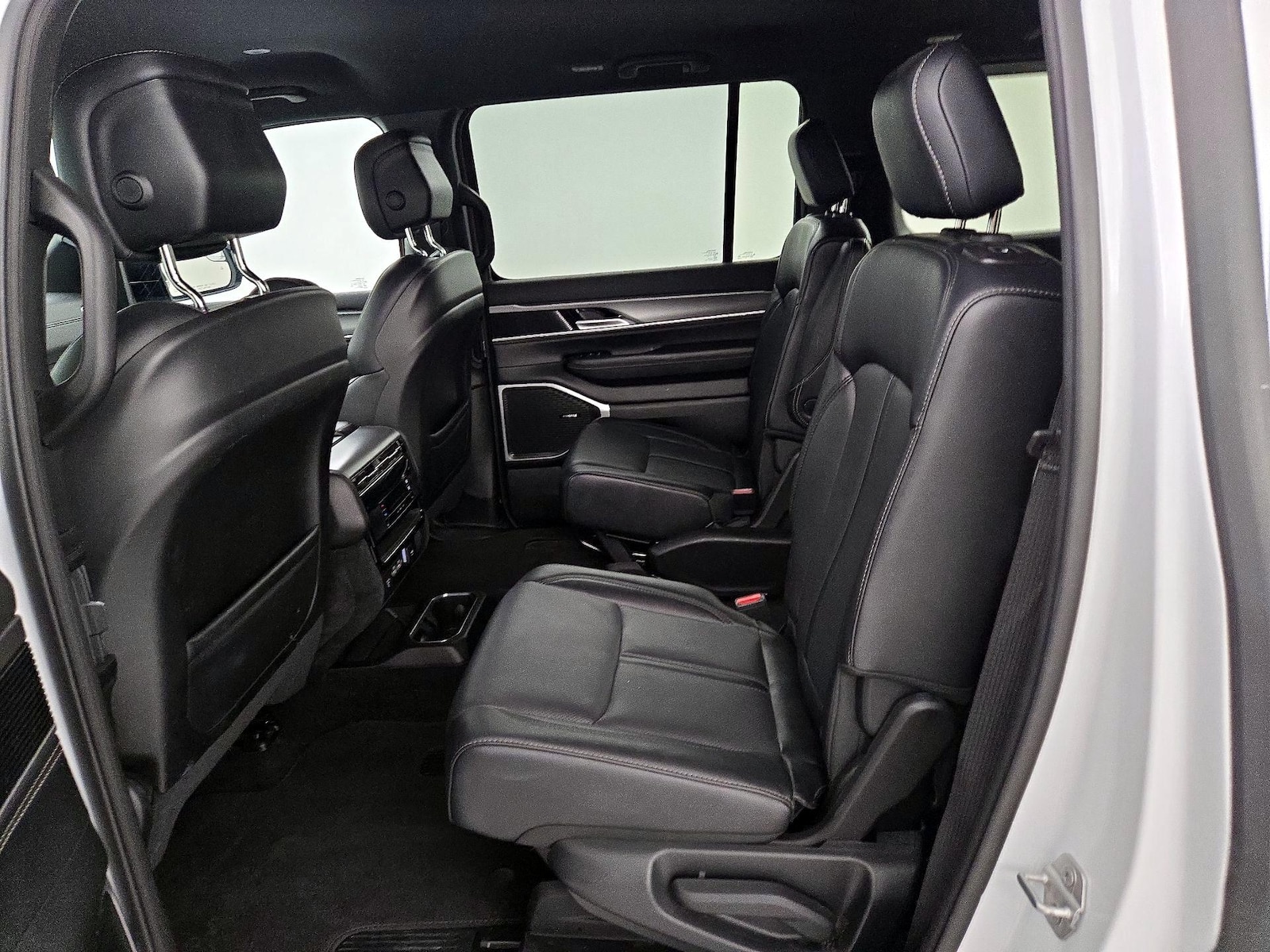 Rear Air Conditioning