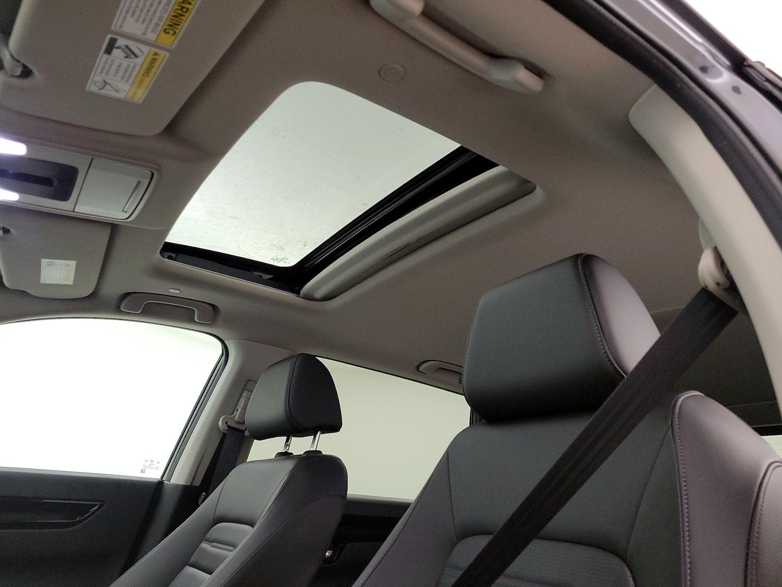 Sunroof(s) & Overhead Airbags