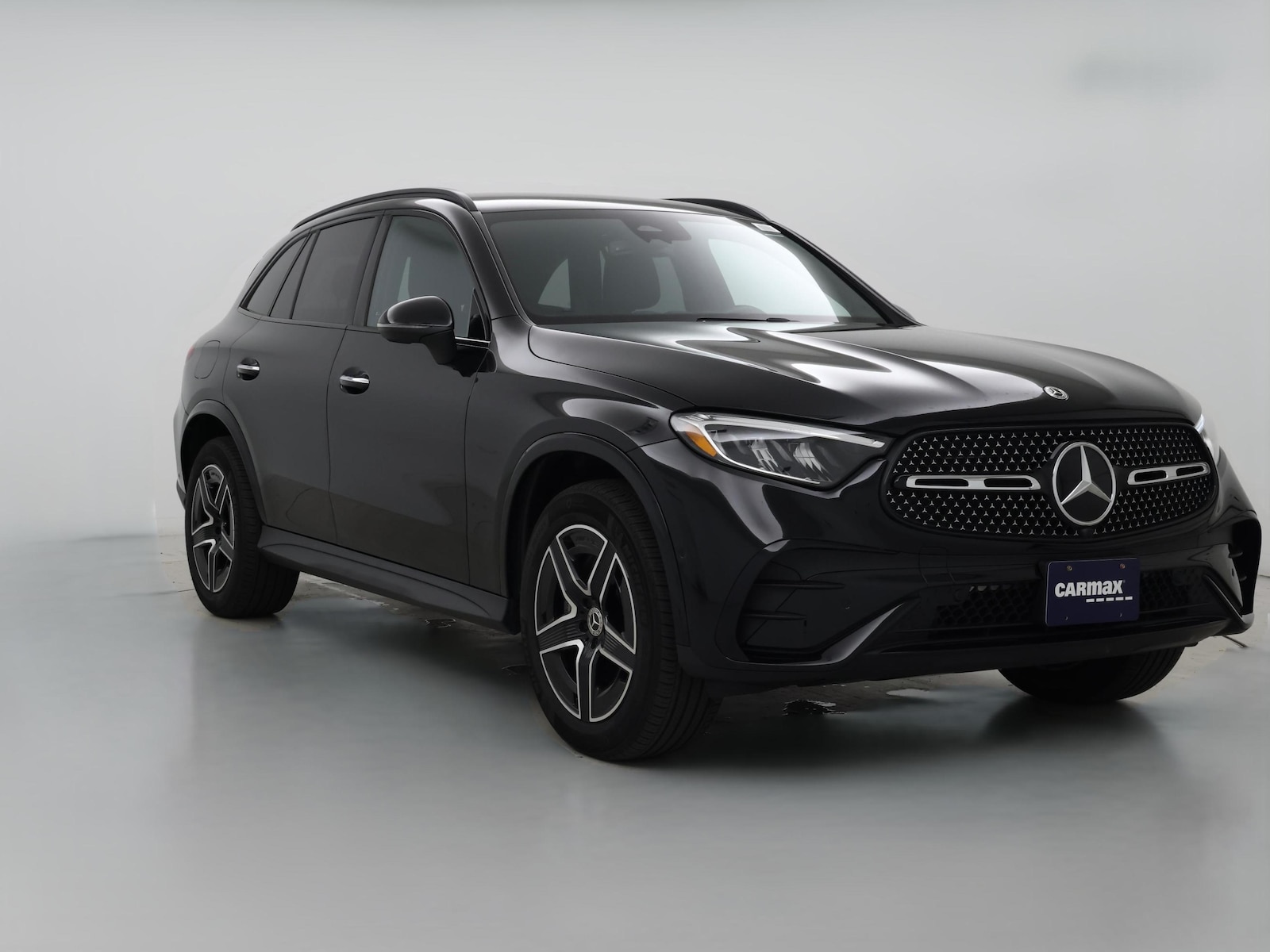 2025 Mercedes-Benz GLC
