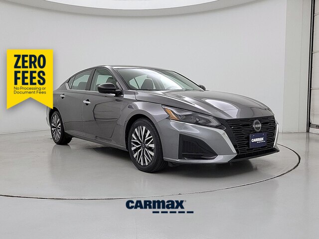 Gray 2024 Nissan Altima Sedan Front-Wheel Drive Automatic