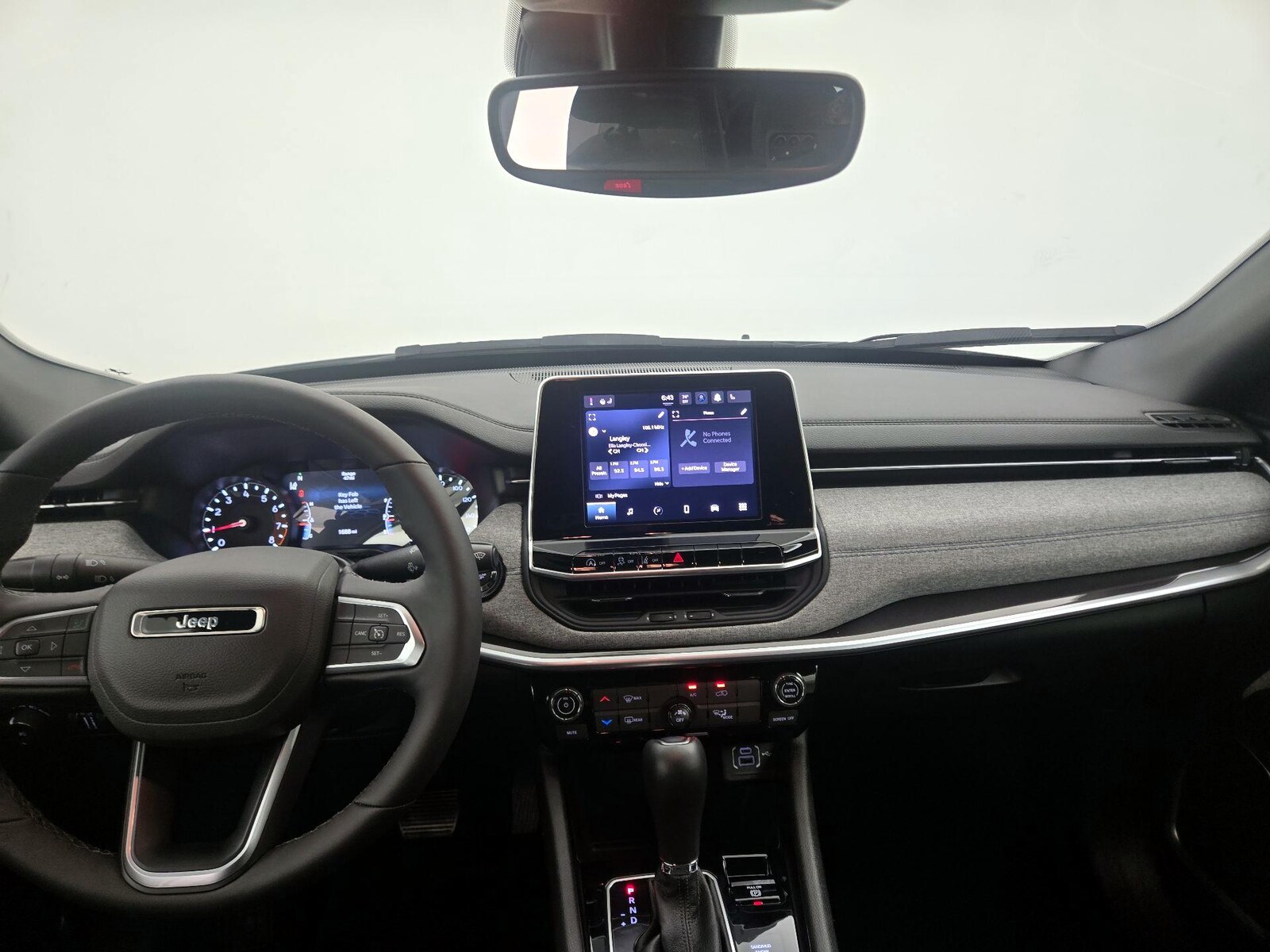 Apple CarPlay® & Android Auto™