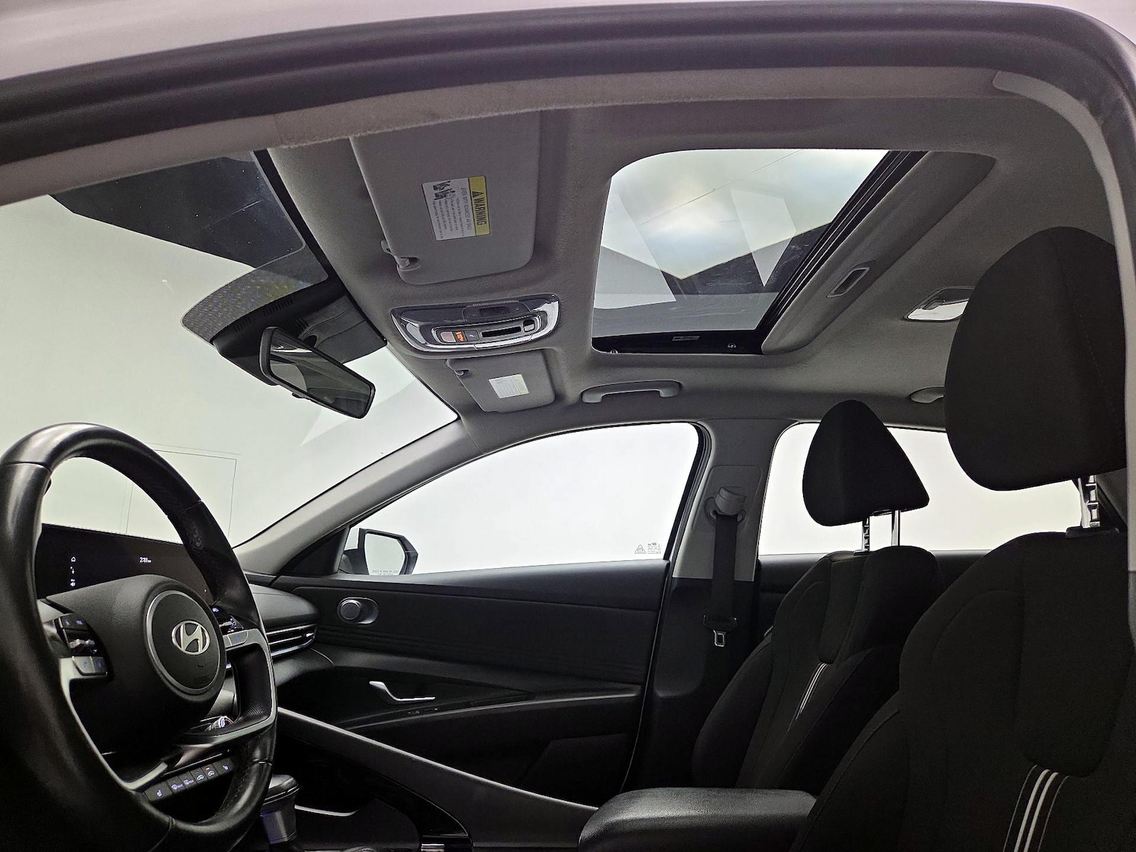 Sunroof(s) & Overhead Airbags