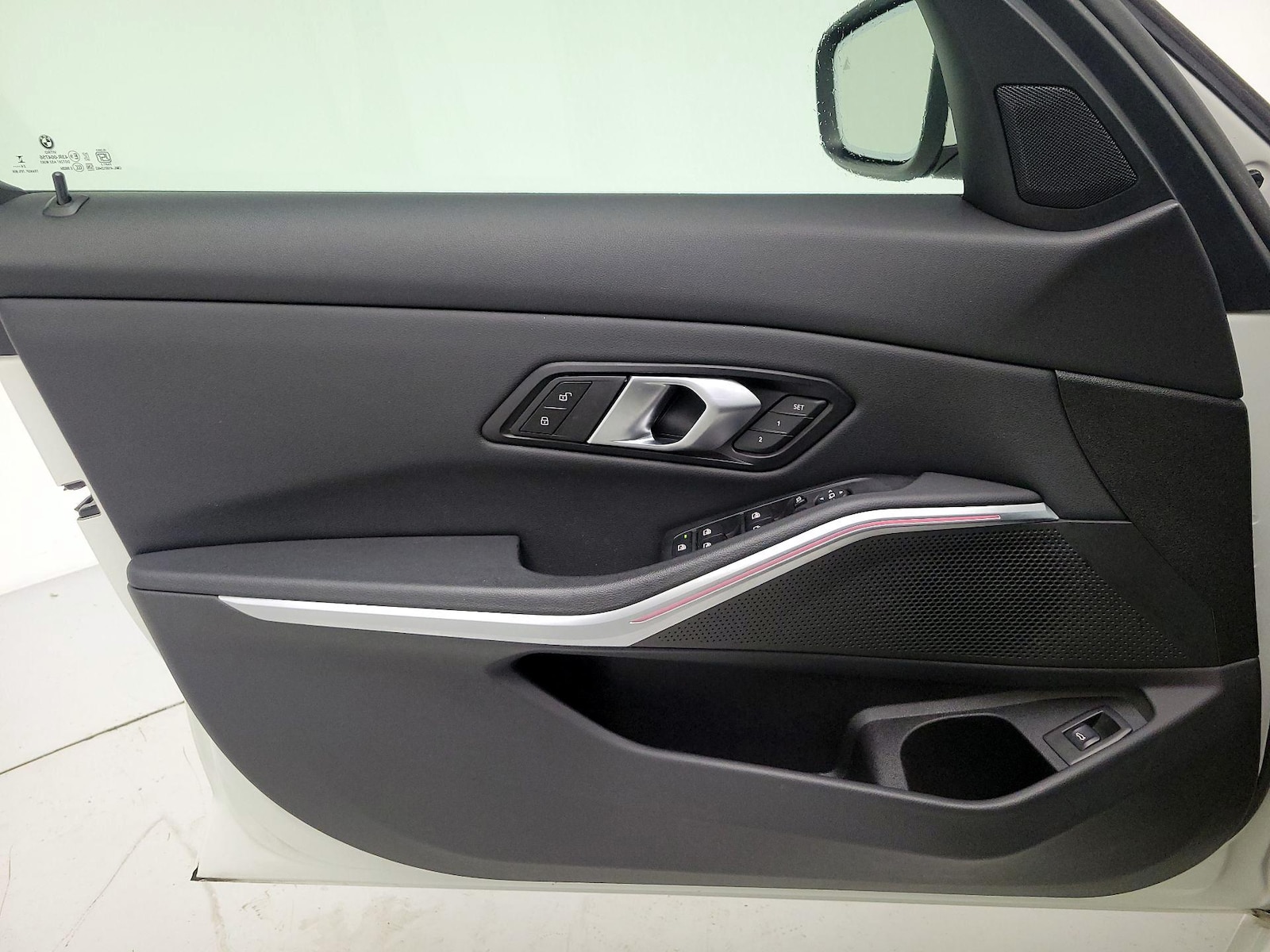2025 BMW 3 Series 330i - Photo 13