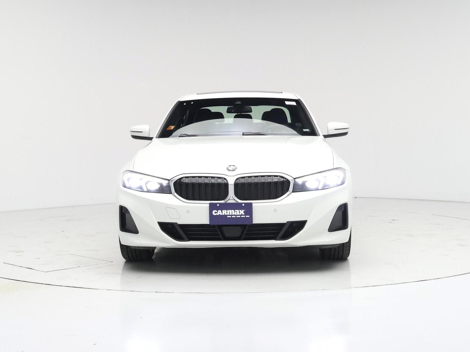 2025 BMW 3 Series 330i - Photo 6