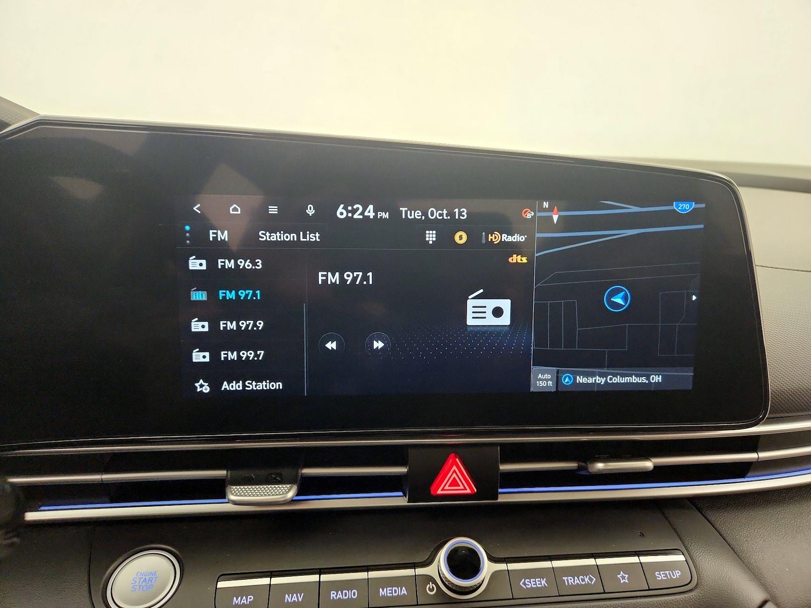 2025 Hyundai Elantra SEL - Photo 17