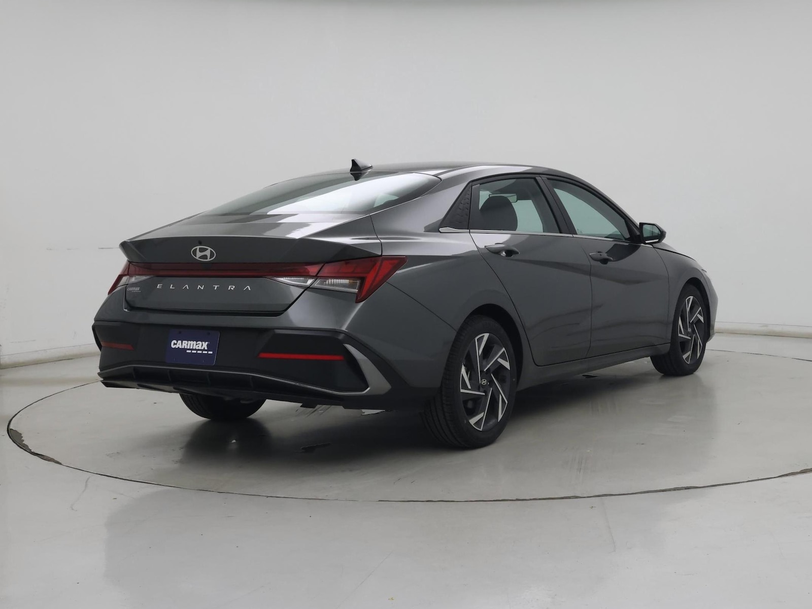 2025 Hyundai Elantra SEL - Photo 9