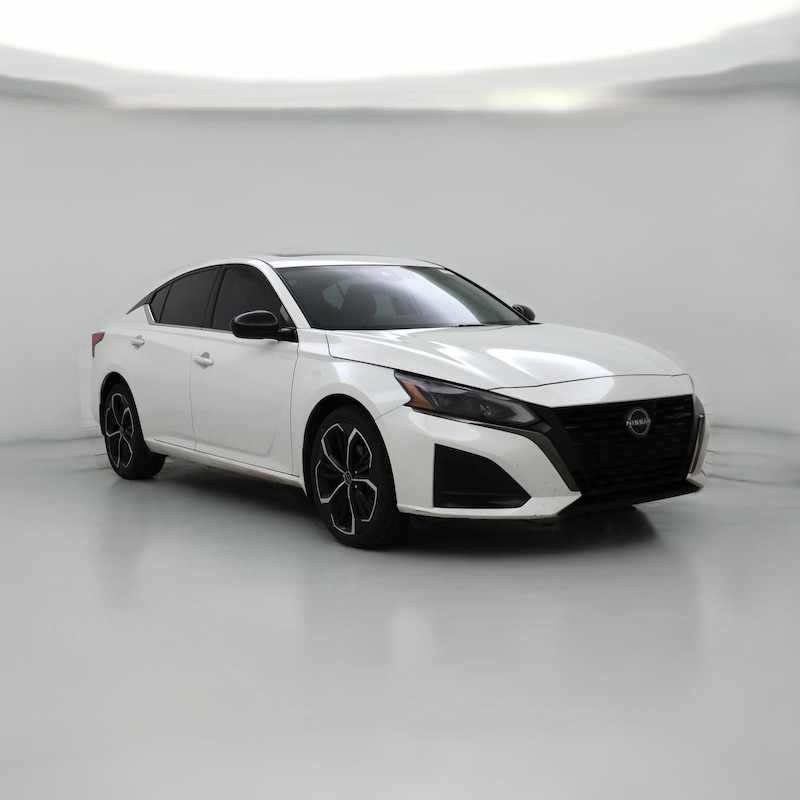 2023 Nissan Altima SR